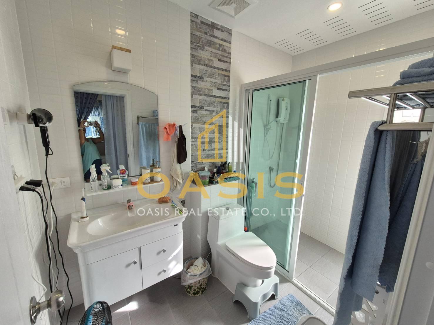 Nordic-Style Single-Family Home For Sale and Rent