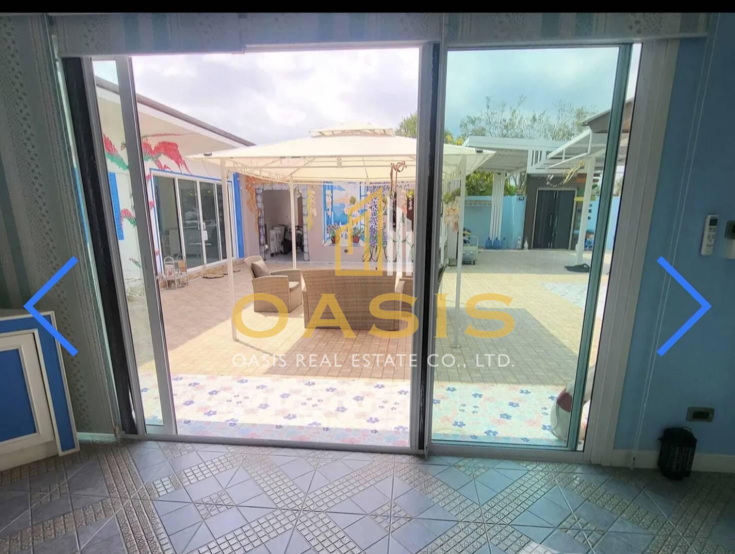 Baan Pattaya 5 Village 5-Bedroom Pool Villa for Sale or Rent