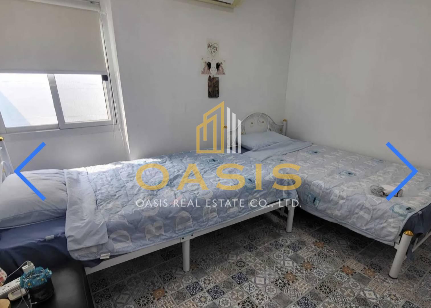 Baan Pattaya 5 Village 5-Bedroom Pool Villa for Sale or Rent