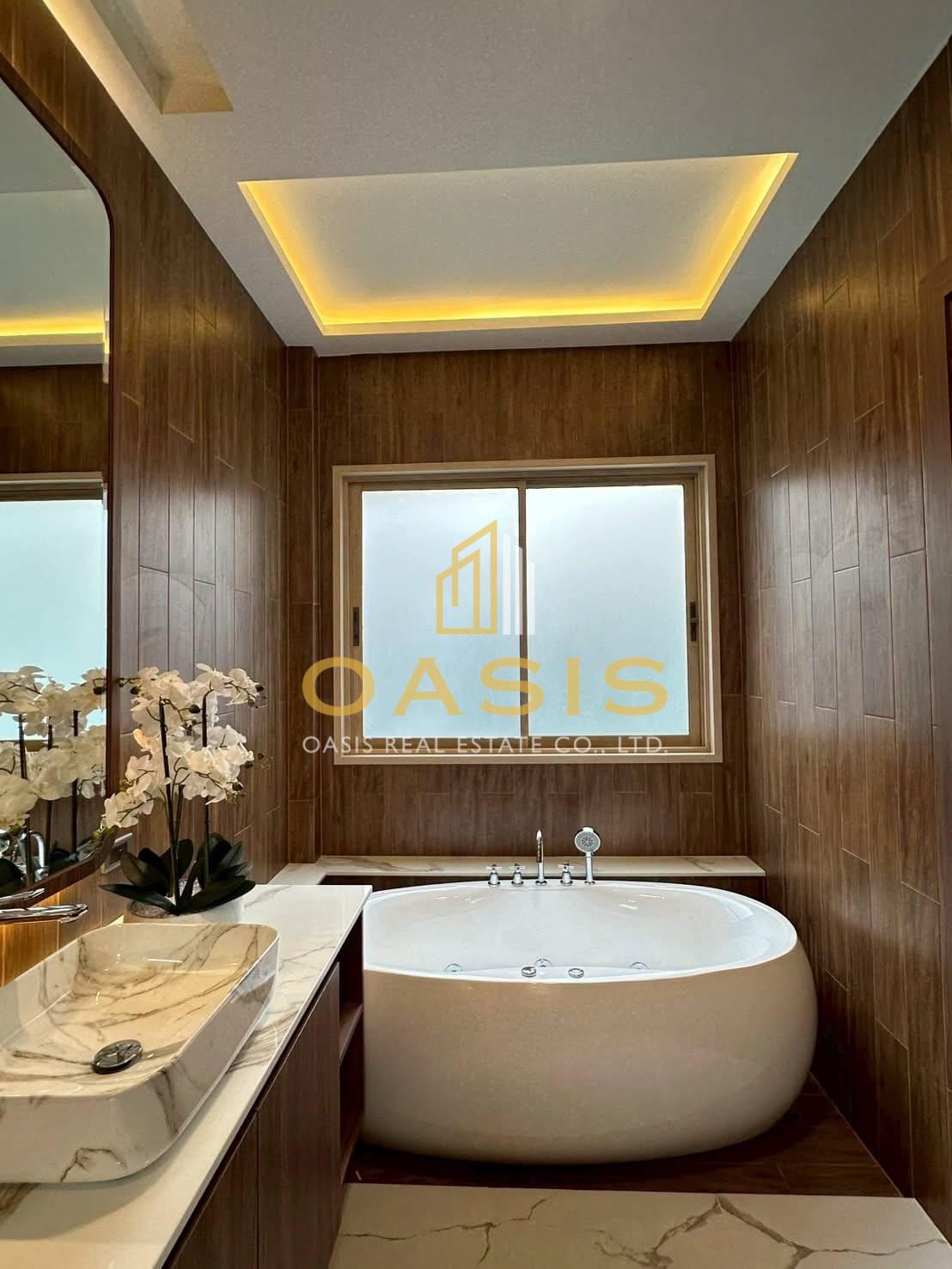 Luxury Pool Villa For Rent in a Peaceful Prime Location