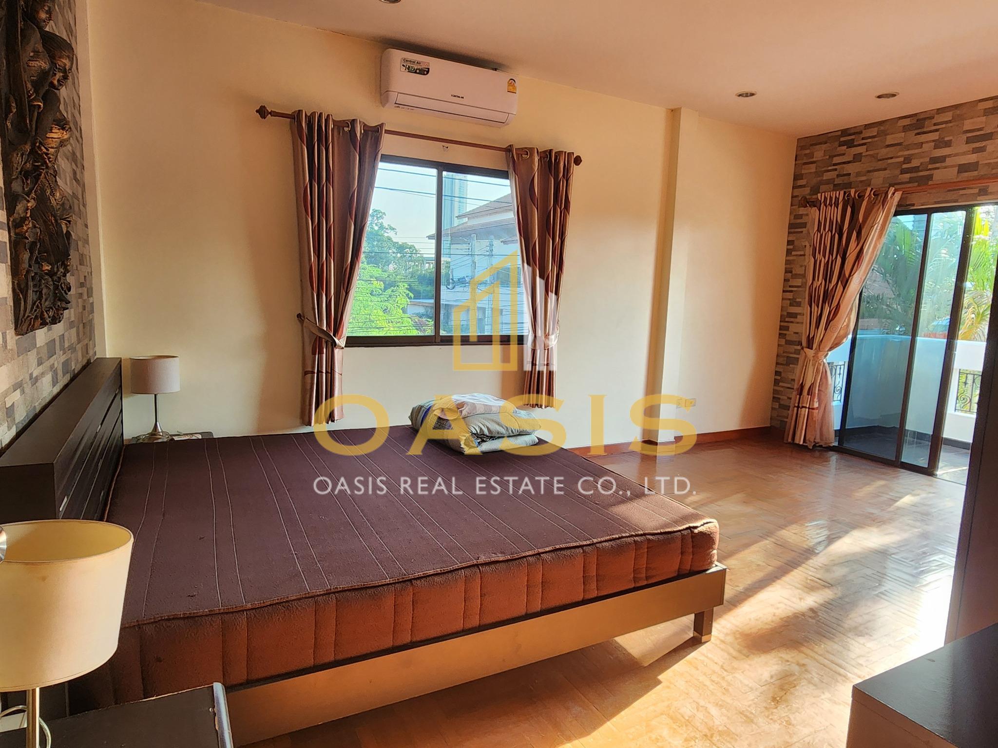 2-storey detached house for Rent