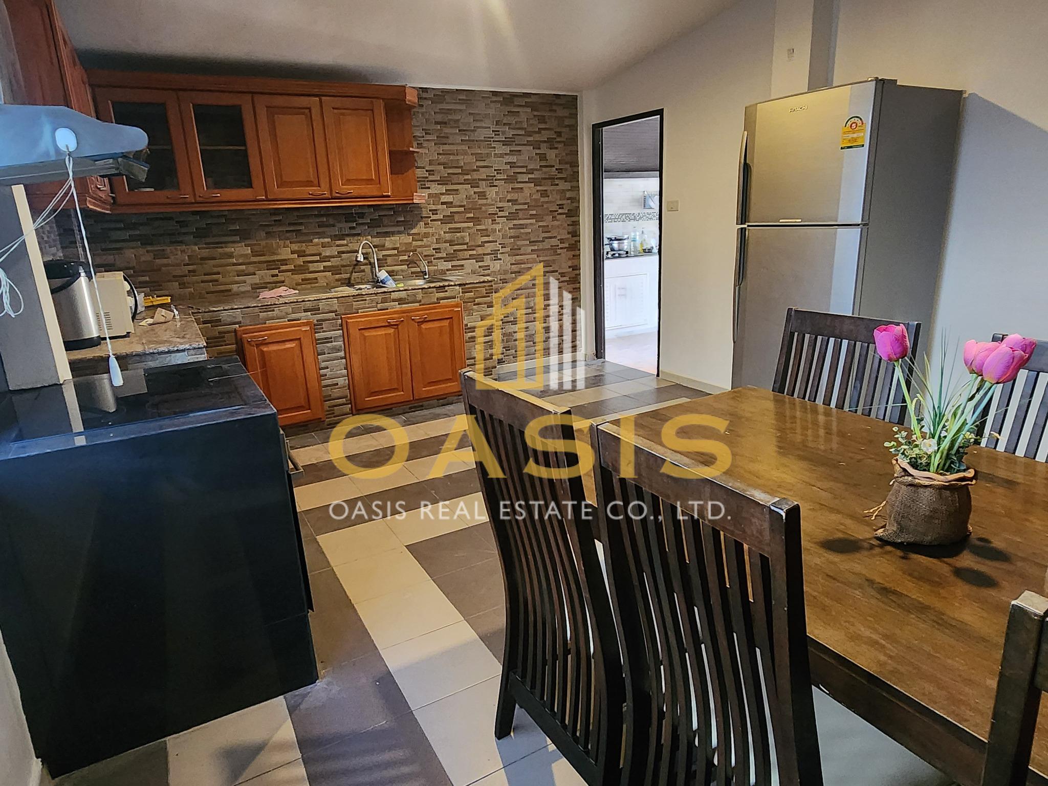 2-storey detached house for Rent