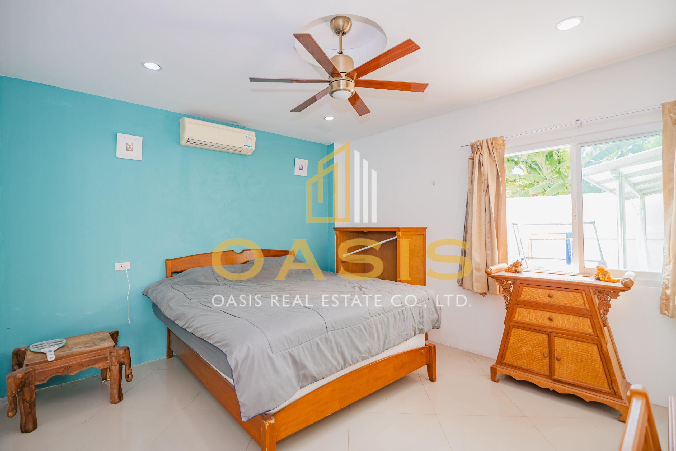 A Rare Opportunity for Investors or Pool Villa Professionals For Sale