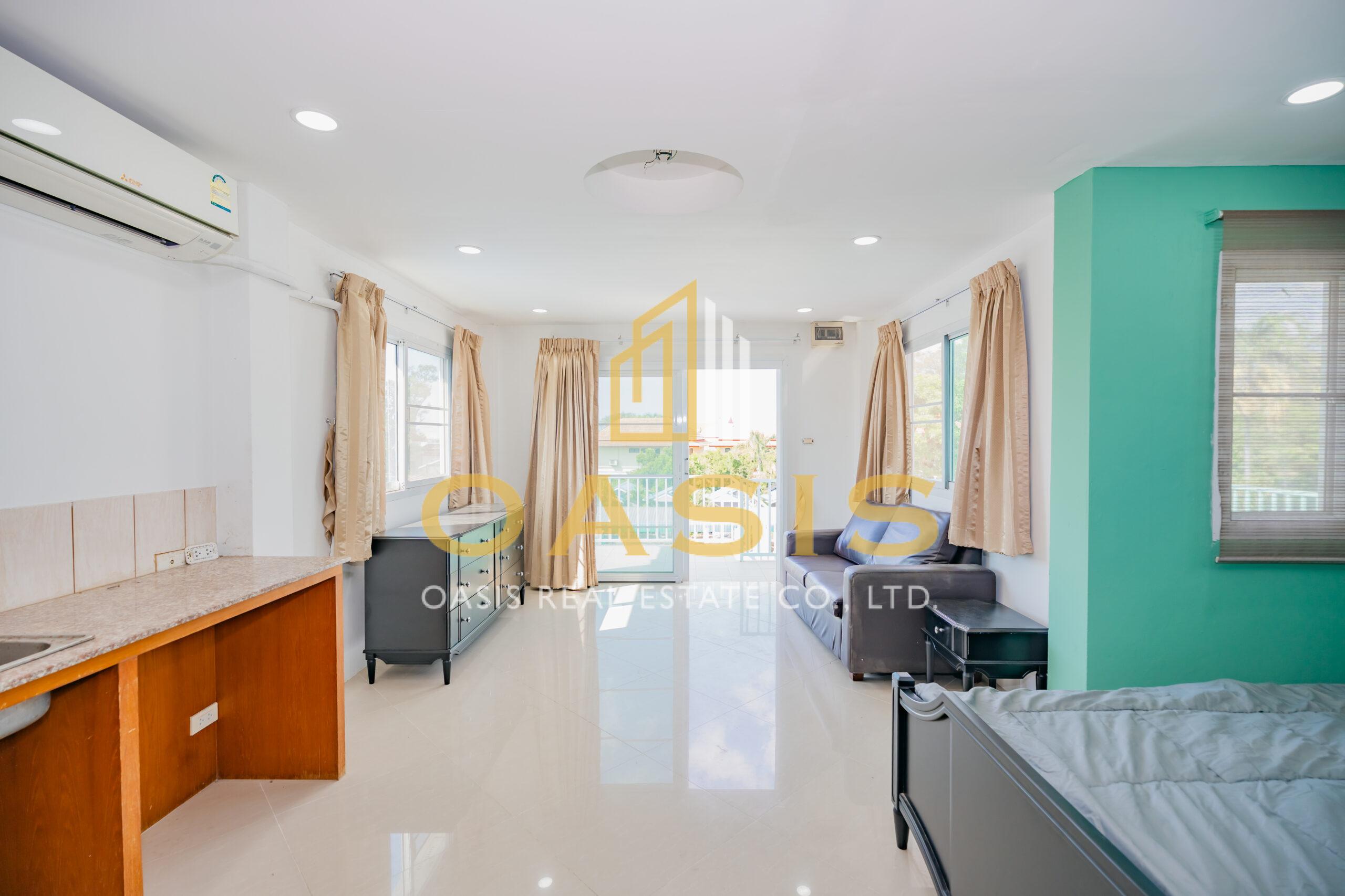 A Rare Opportunity for Investors or Pool Villa Professionals For Sale