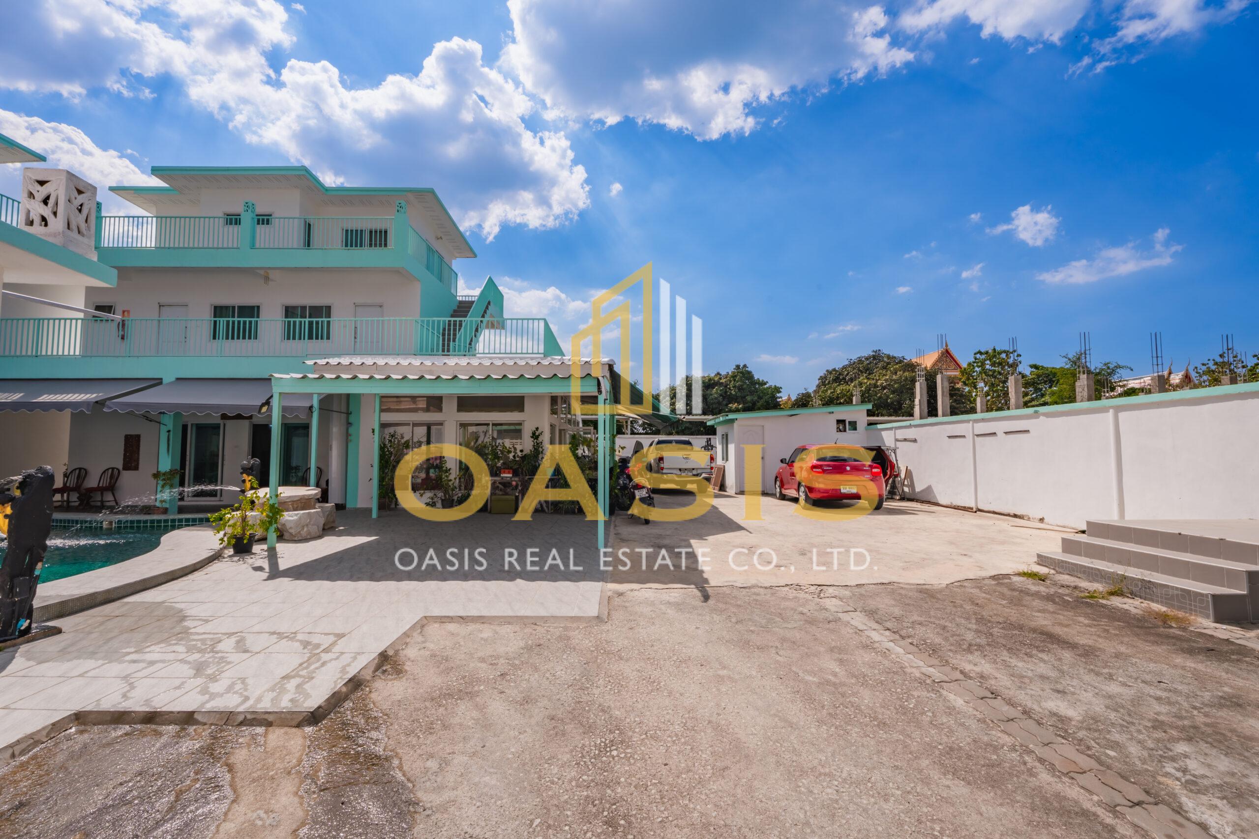 A Rare Opportunity for Investors or Pool Villa Professionals For Sale