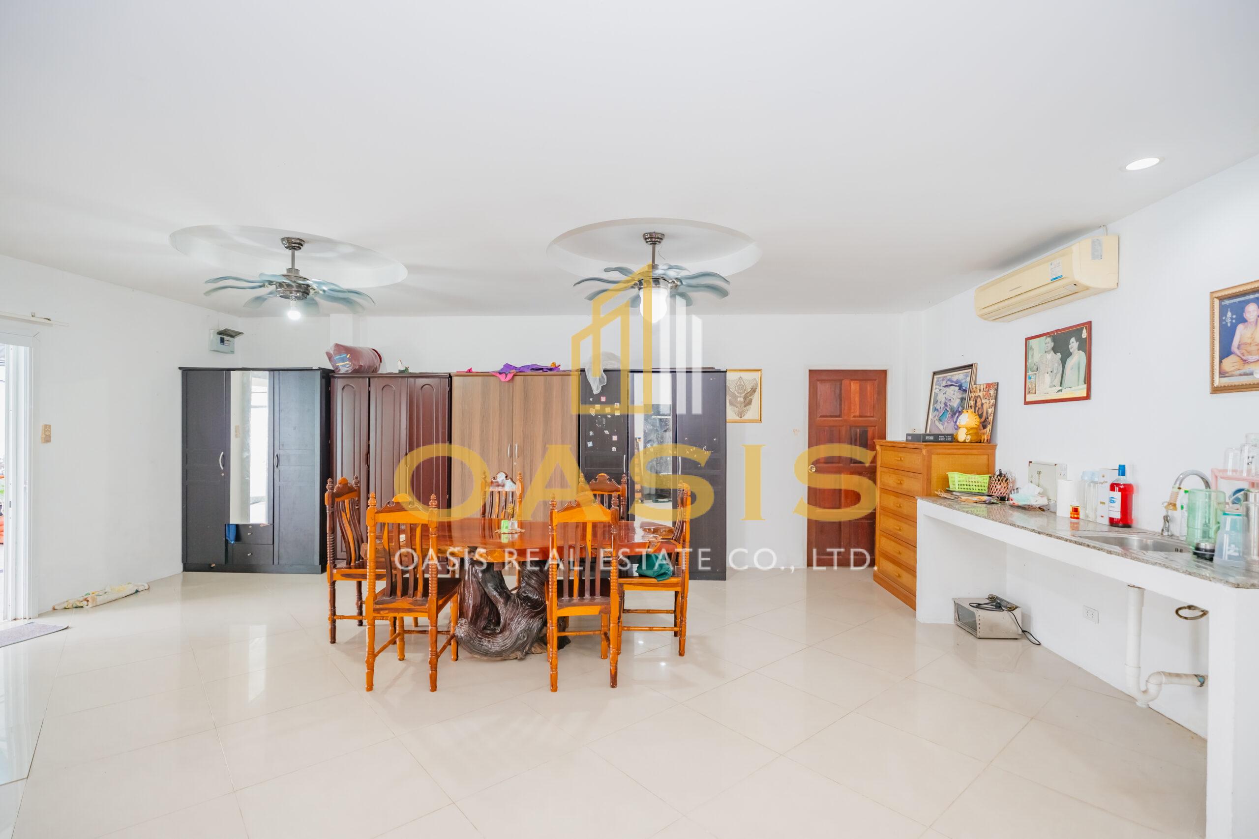 A Rare Opportunity for Investors or Pool Villa Professionals For Sale