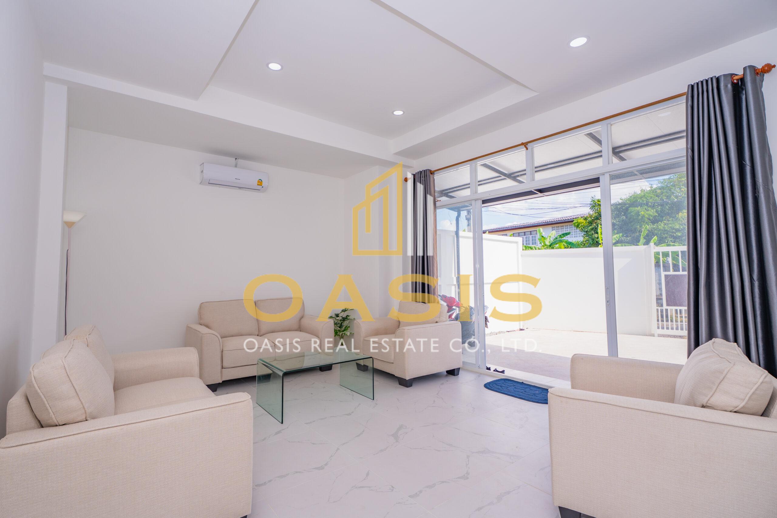 Newly built pool villa for sale In Bangsaray