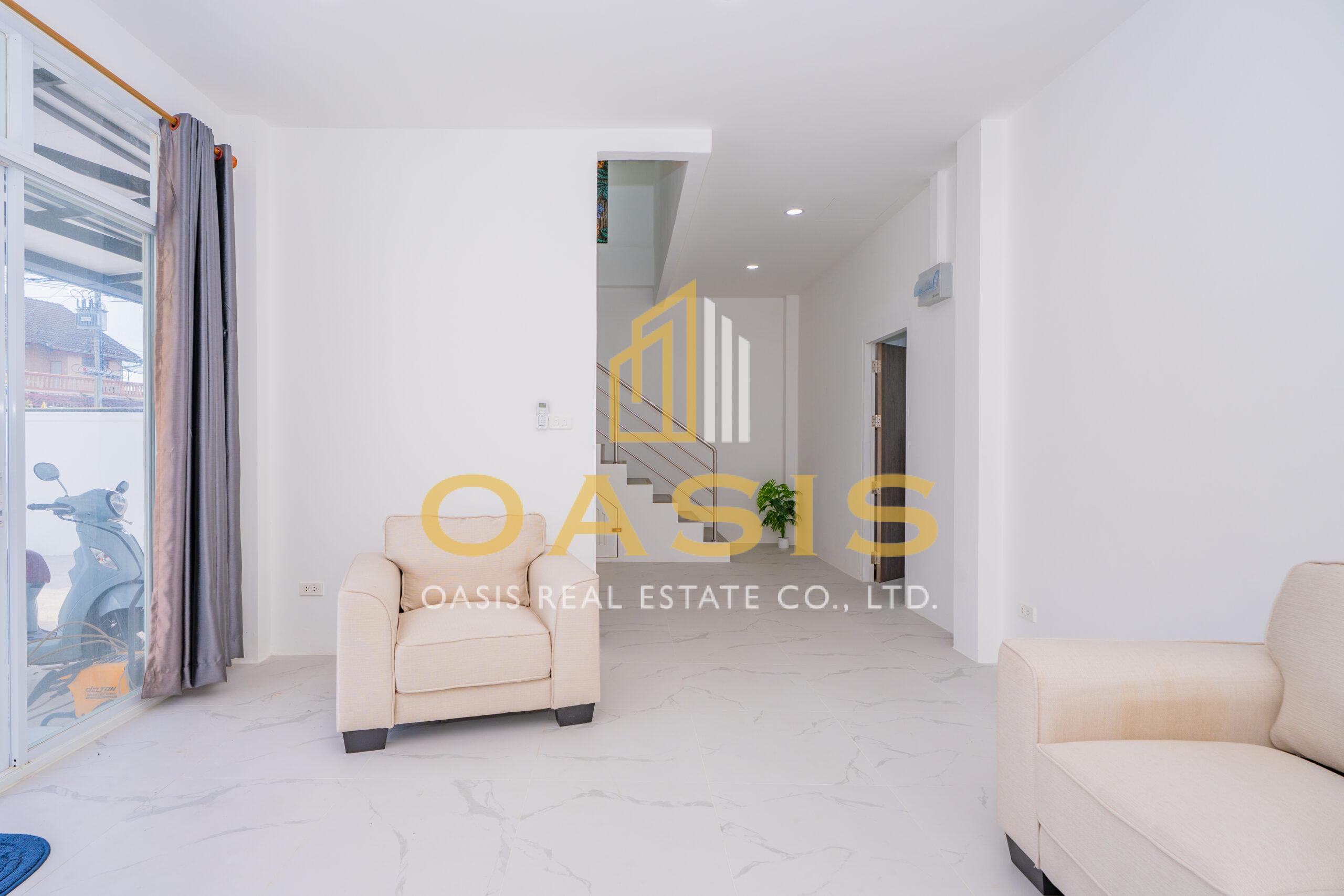 Newly built pool villa for sale In Bangsaray
