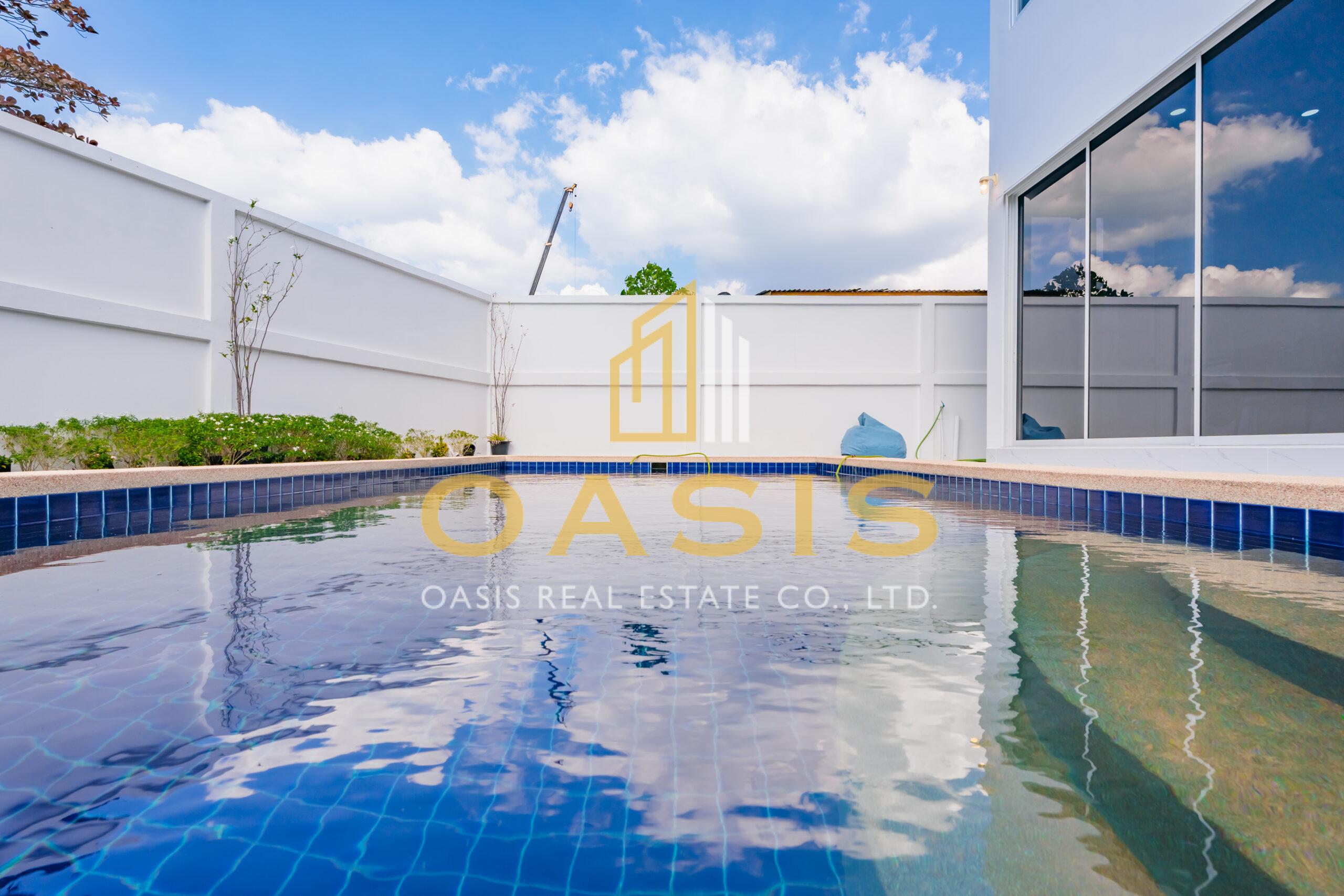 Newly built pool villa for sale In Bangsaray