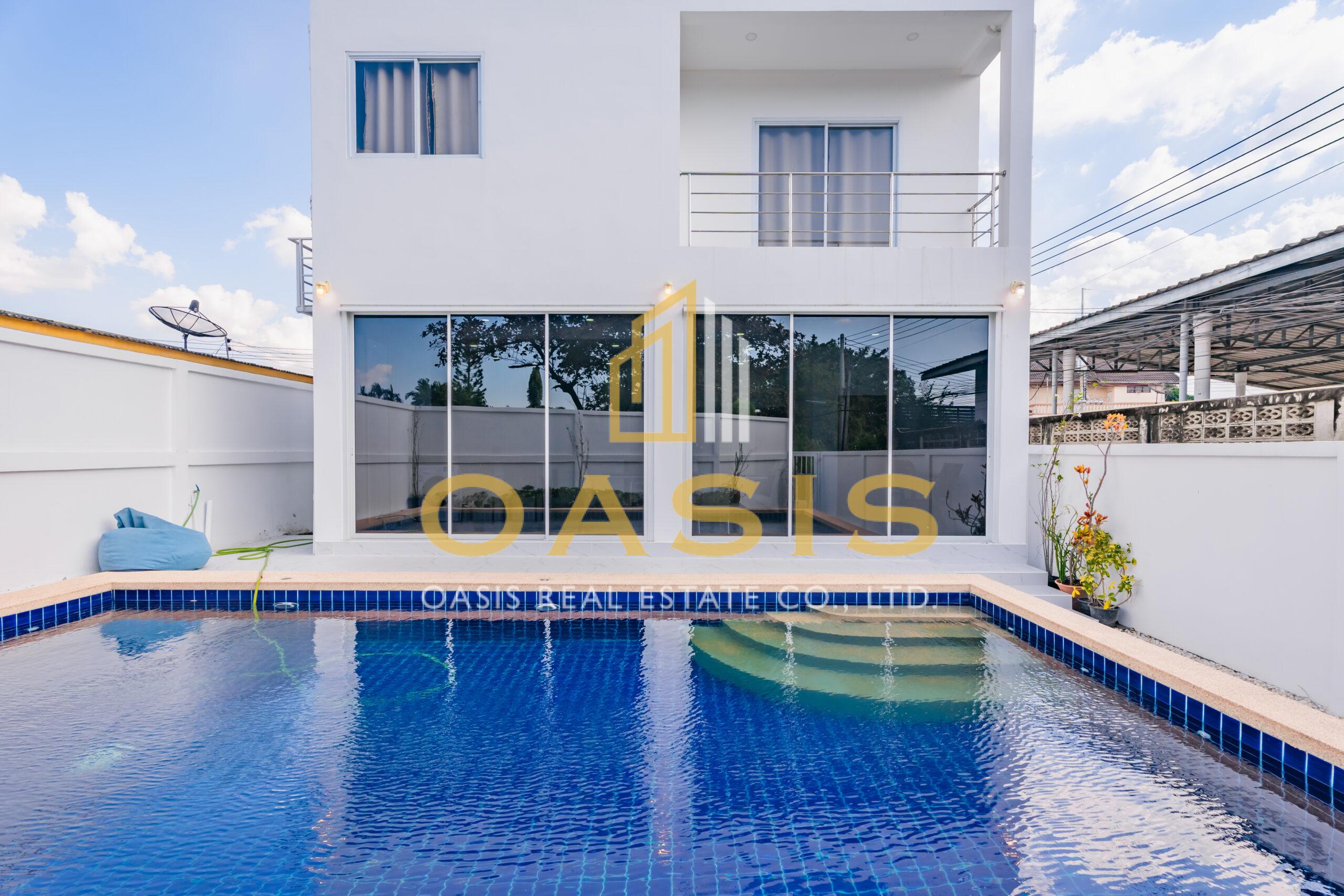 Newly built pool villa for sale In Bangsaray