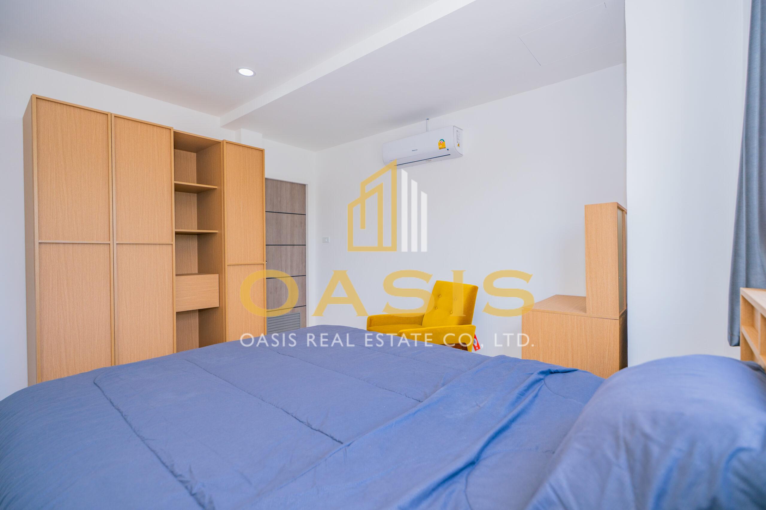 Newly built pool villa for sale In Bangsaray