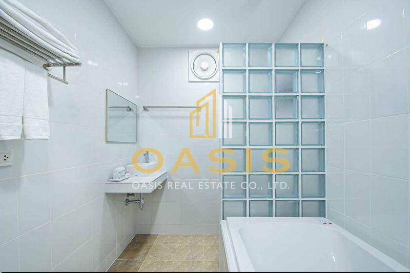 Resort-Style Pool Villa for Rent