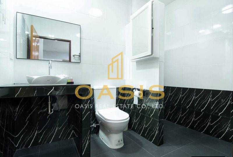 Resort-Style Pool Villa for Rent