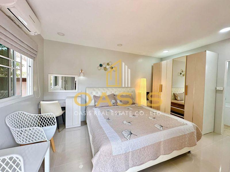 Resort-Style Pool Villa for Rent