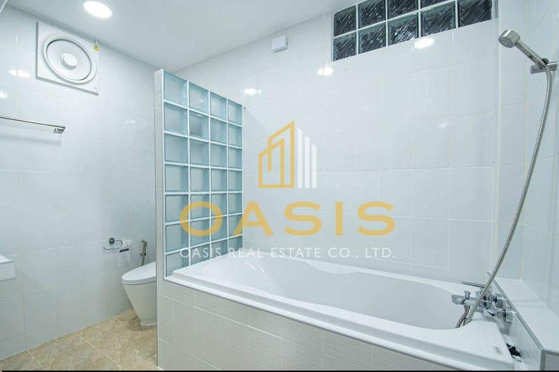 Resort-Style Pool Villa for Rent