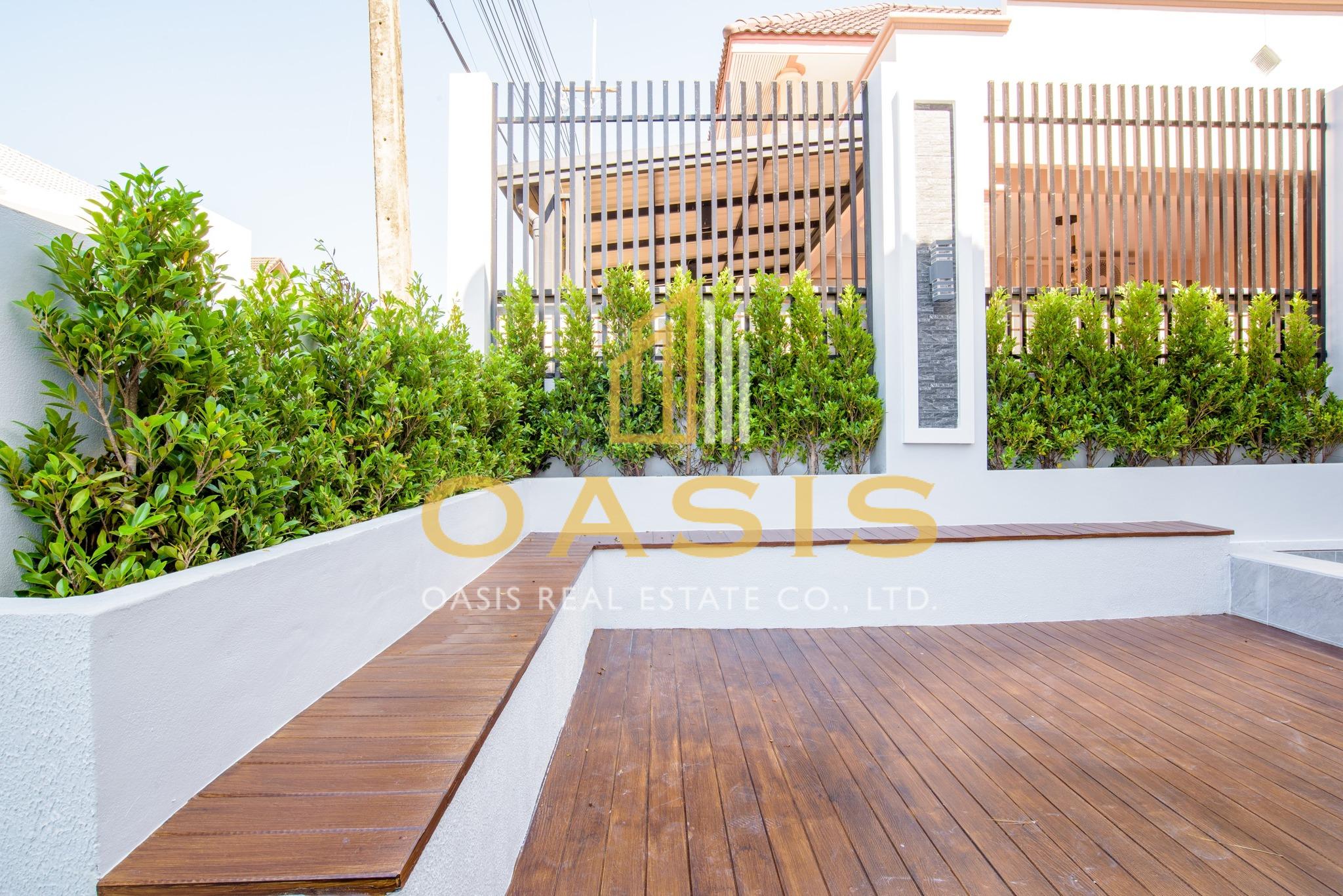 Luxury Pool Villa for Sale Central Park 2 