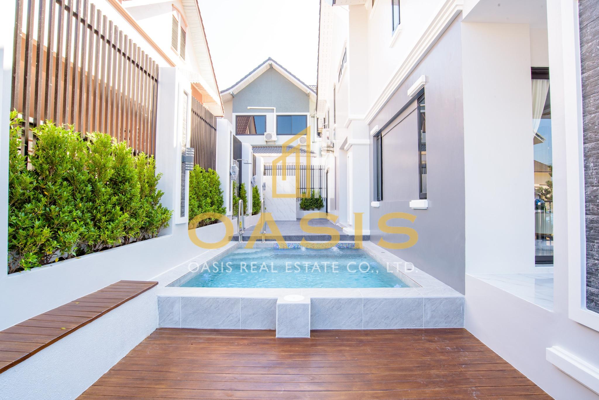 Luxury Pool Villa for Sale Central Park 2 