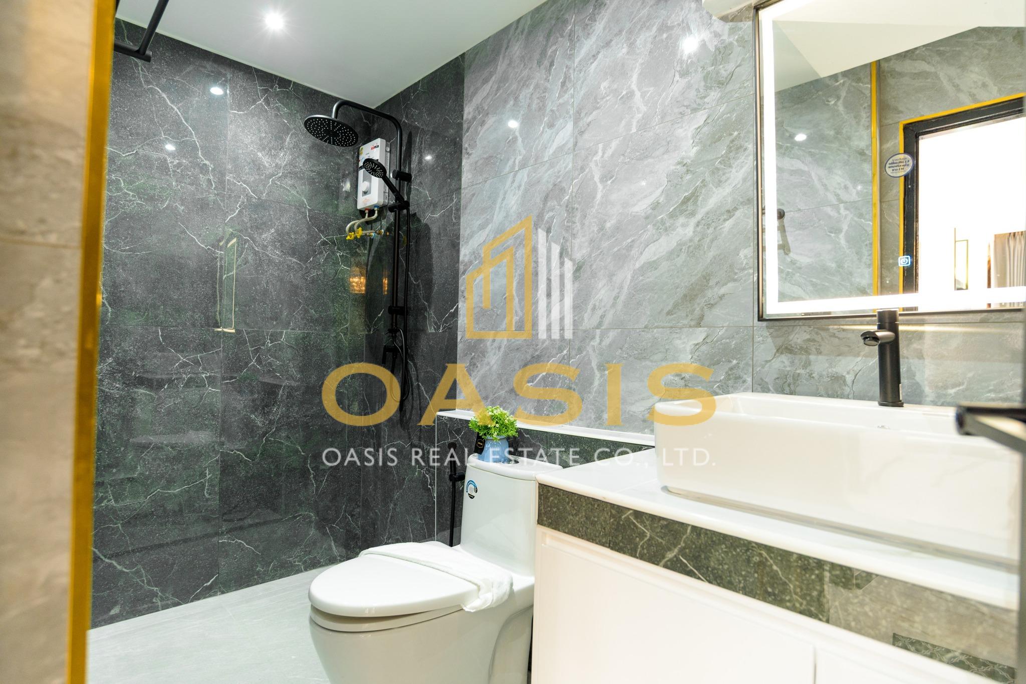 Luxury Pool Villa for Sale Central Park 2 