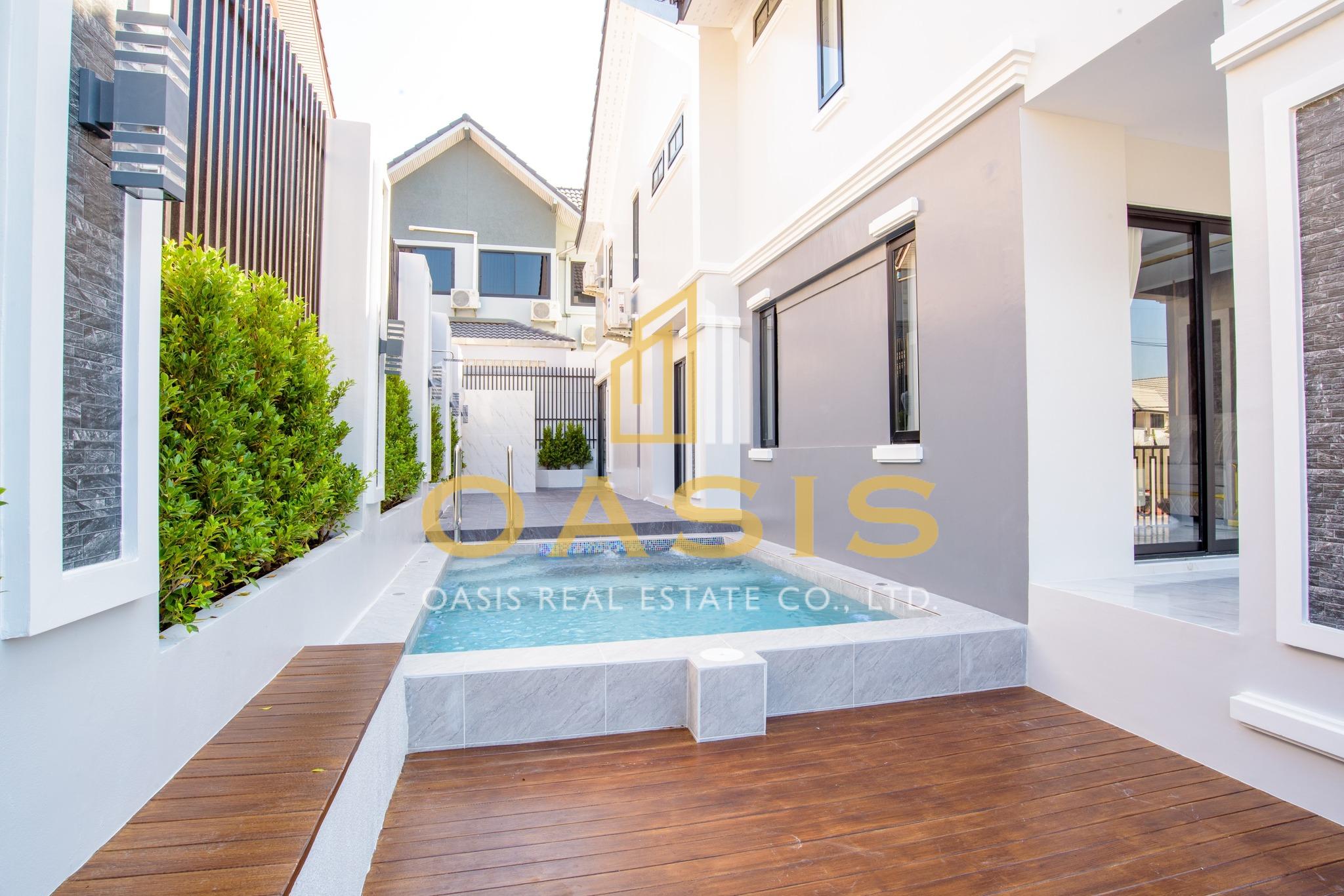 Luxury Pool Villa for Sale Central Park 2 
