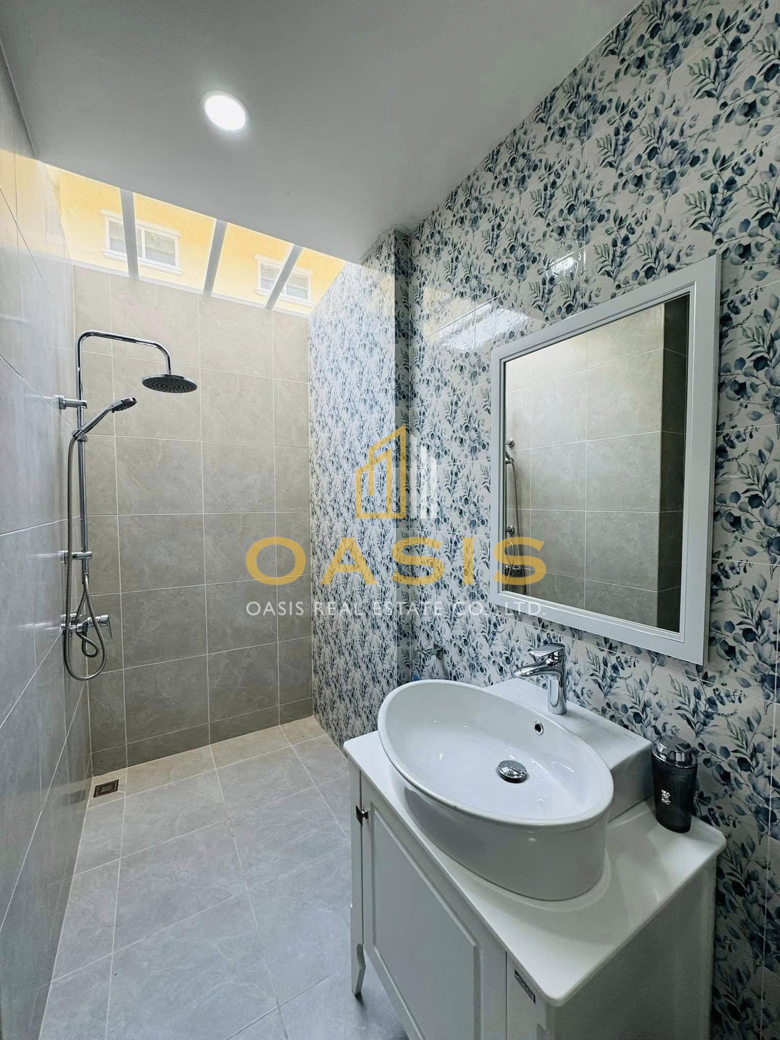 Luxury Detached House Wonderland 2 for sale