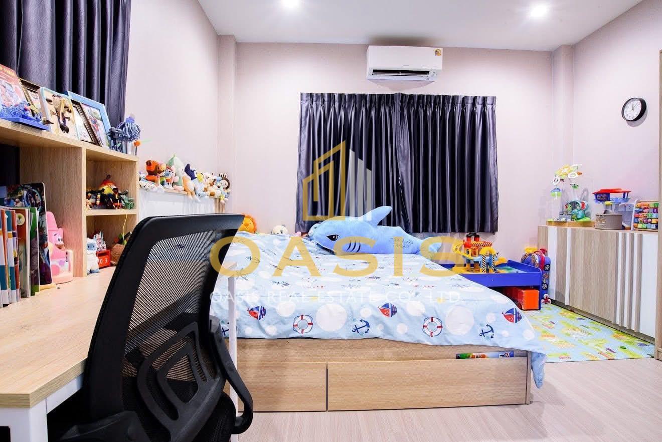 Two Storey Detached House for Sale Supalai Parkville Pattaya