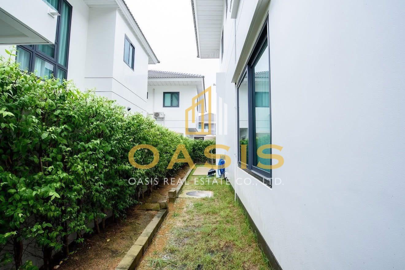 Two Storey Detached House for Sale Supalai Parkville Pattaya