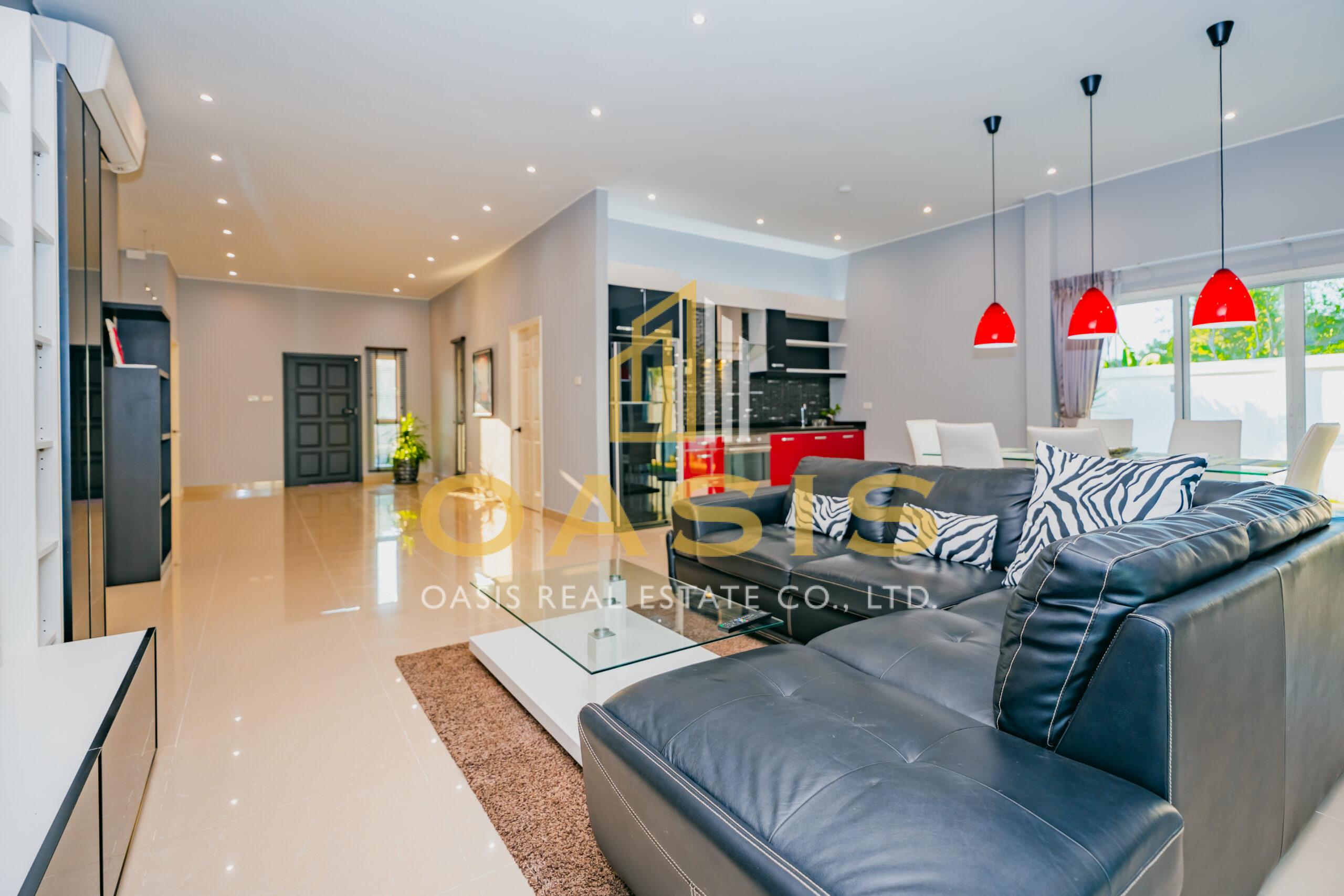 4-Bedroom Pool Villa Ban Panalee for Sale