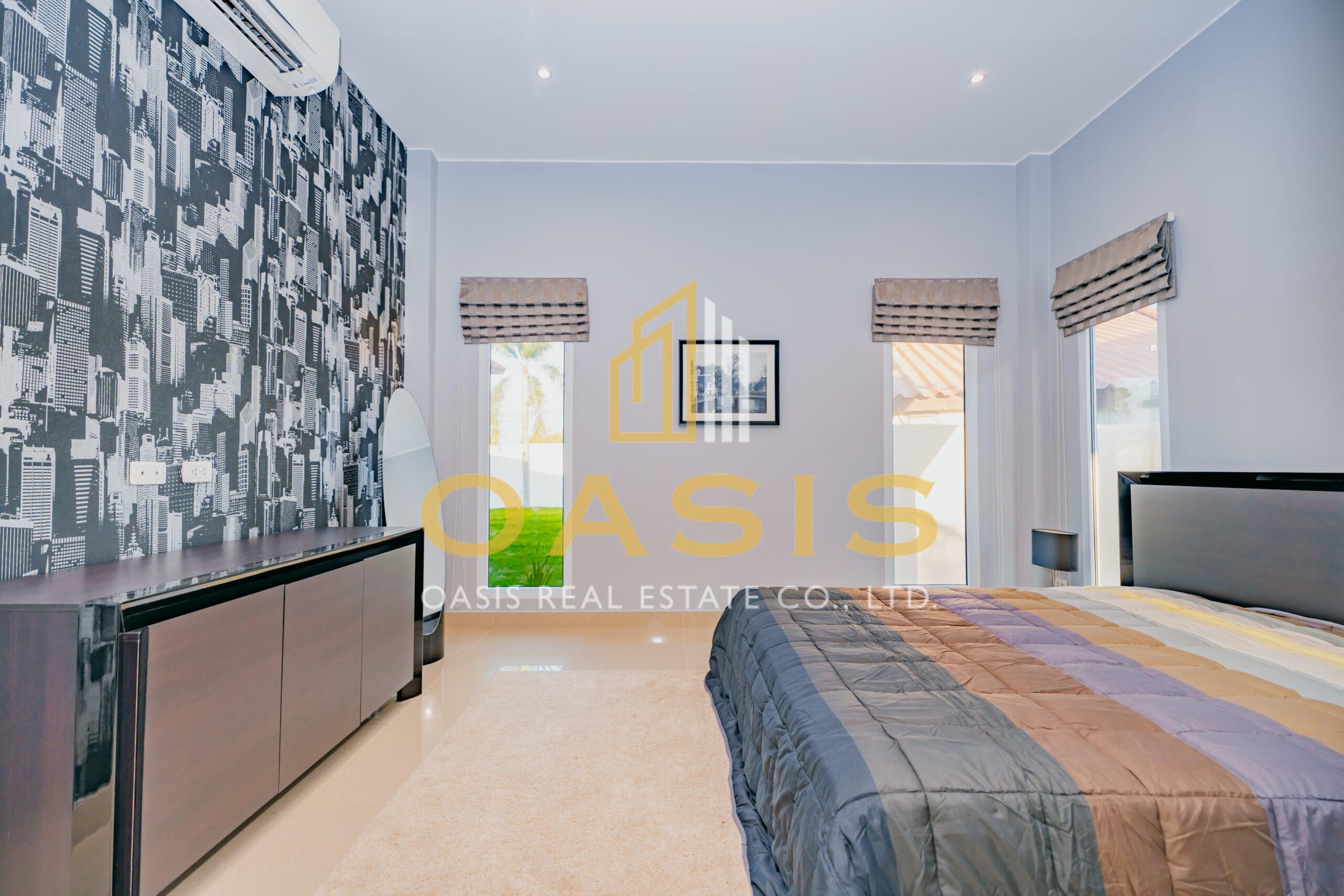 4-Bedroom Pool Villa Ban Panalee for Sale