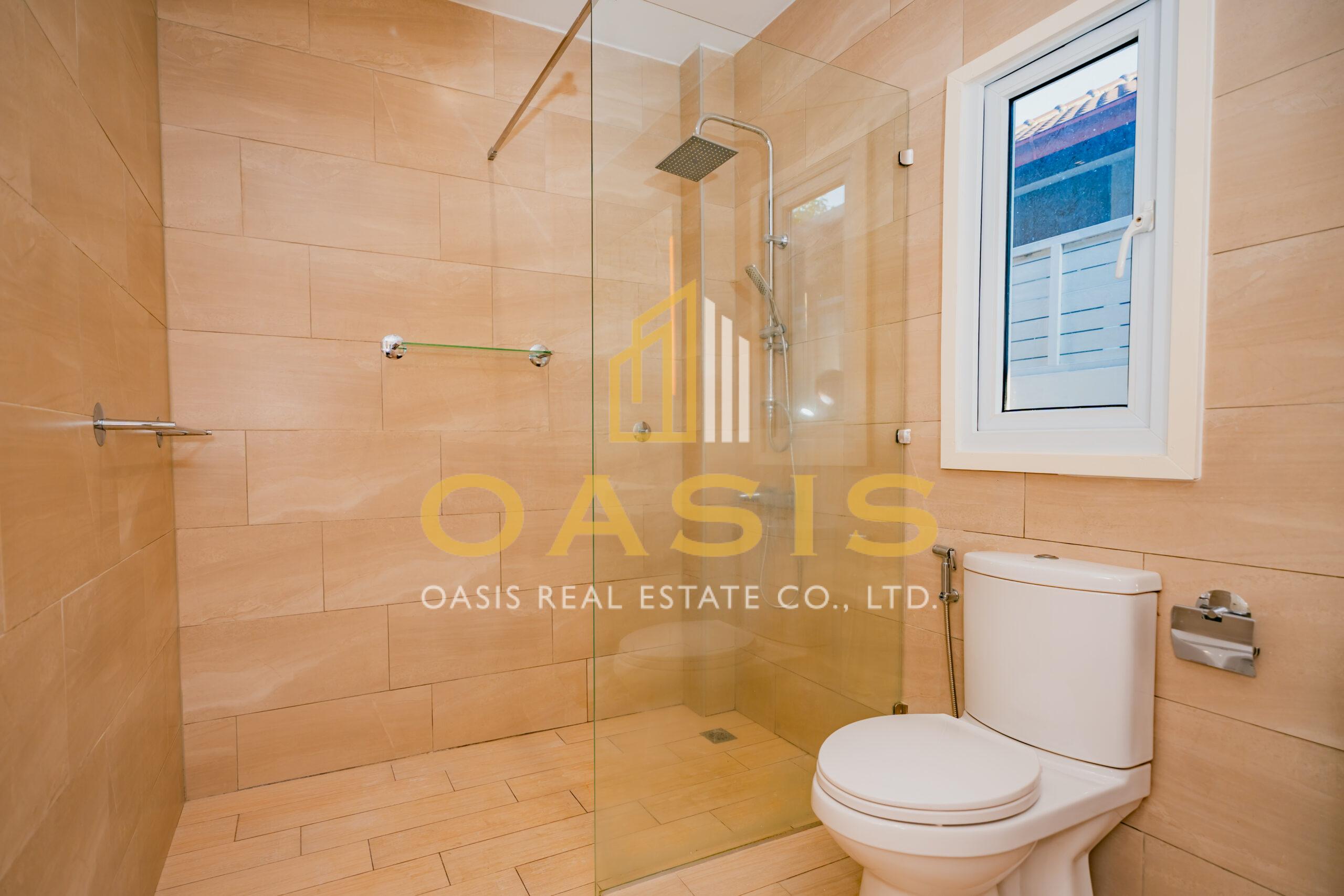 4-Bedroom Pool Villa Ban Panalee for Sale