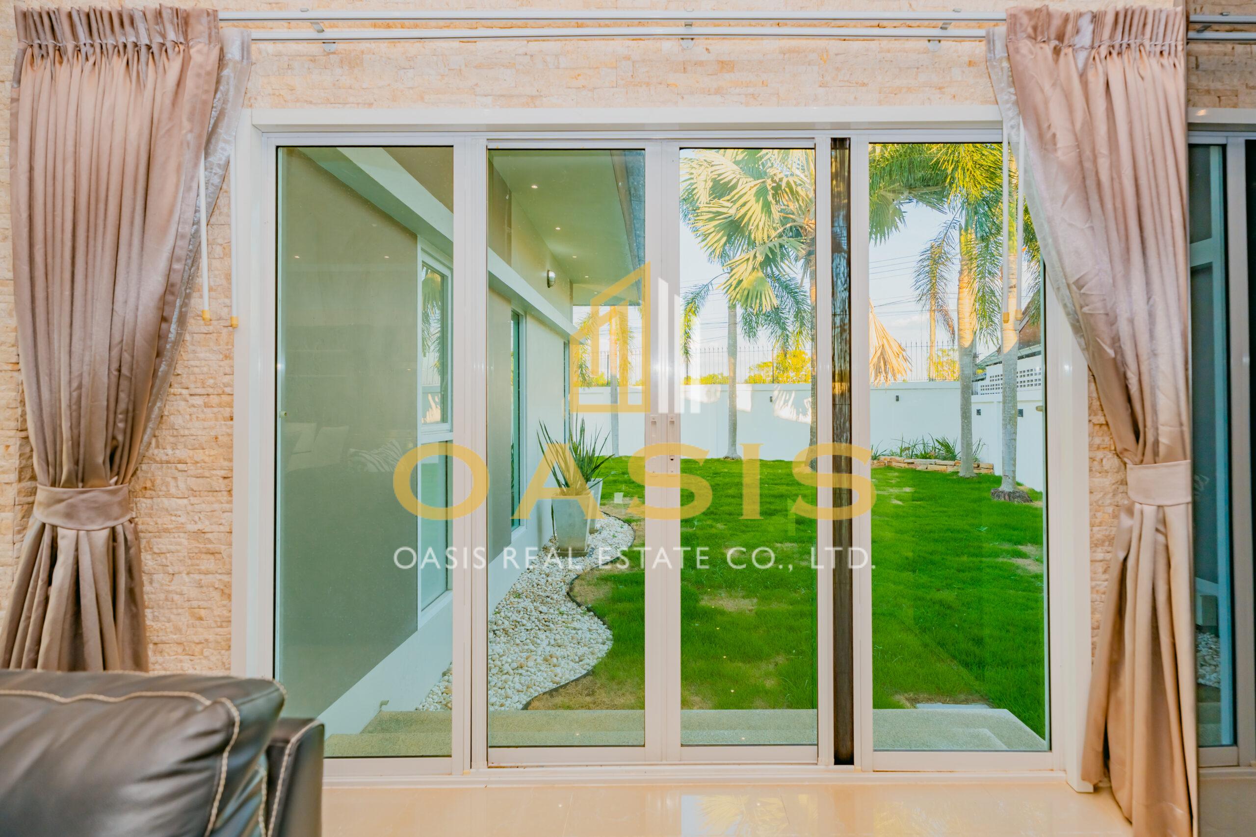 4-Bedroom Pool Villa Ban Panalee for Sale