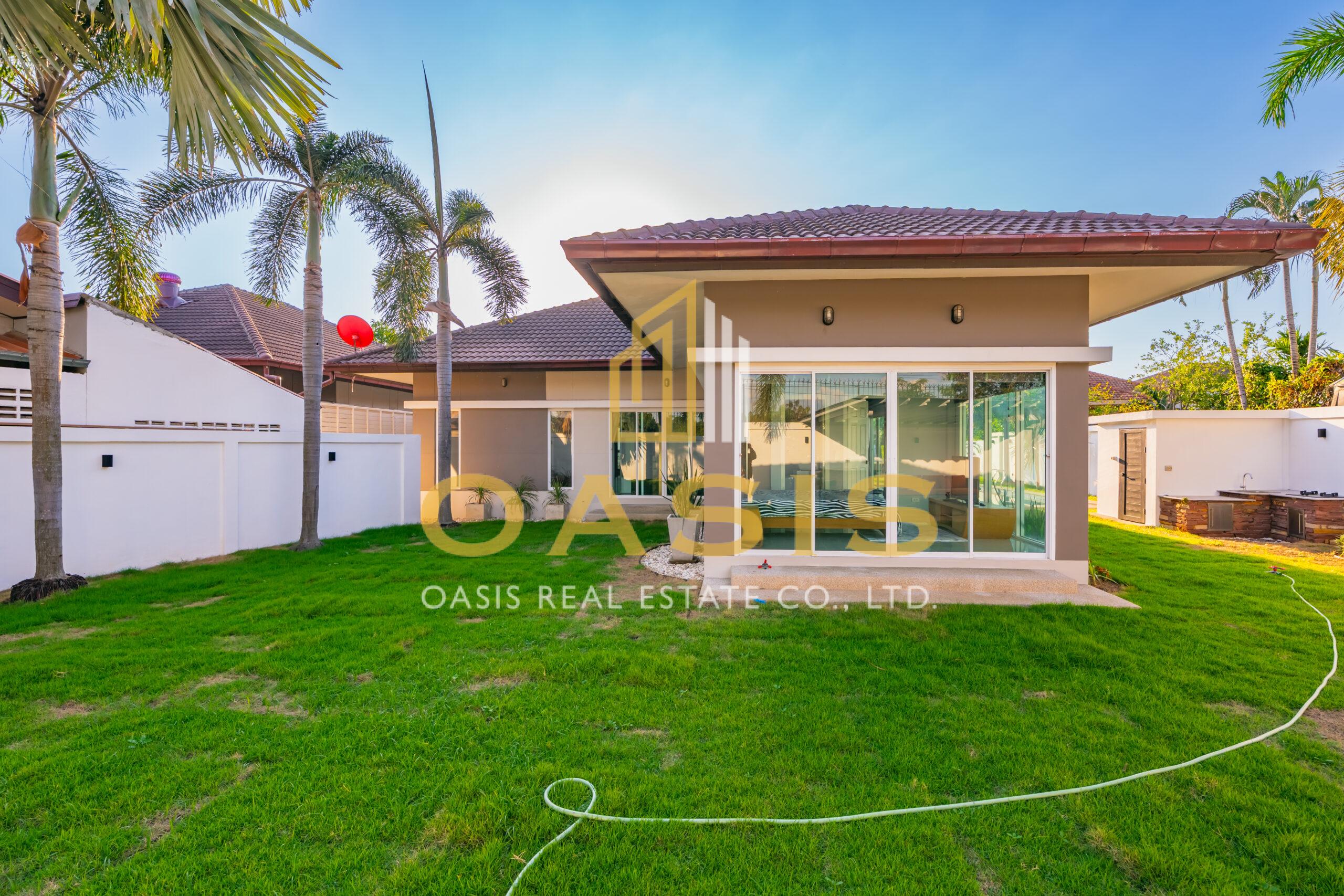 4-Bedroom Pool Villa Ban Panalee for Sale