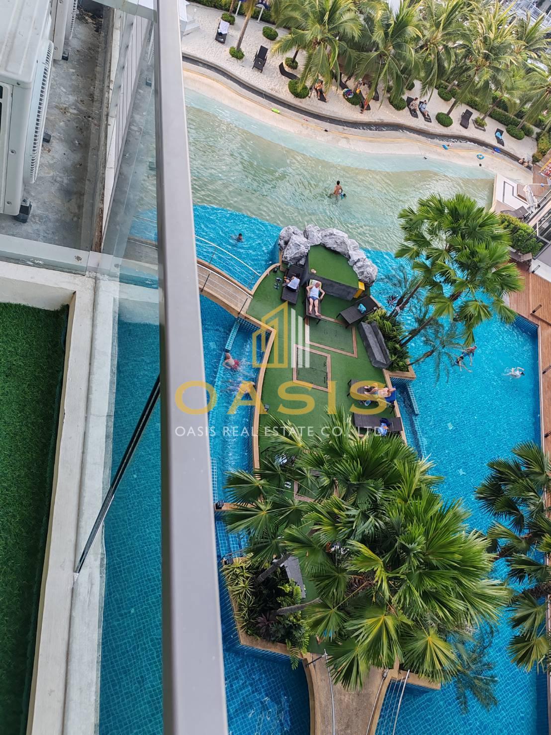 Spacious 1-Bedroom Condo with Pool View at Laguna Beach Resort