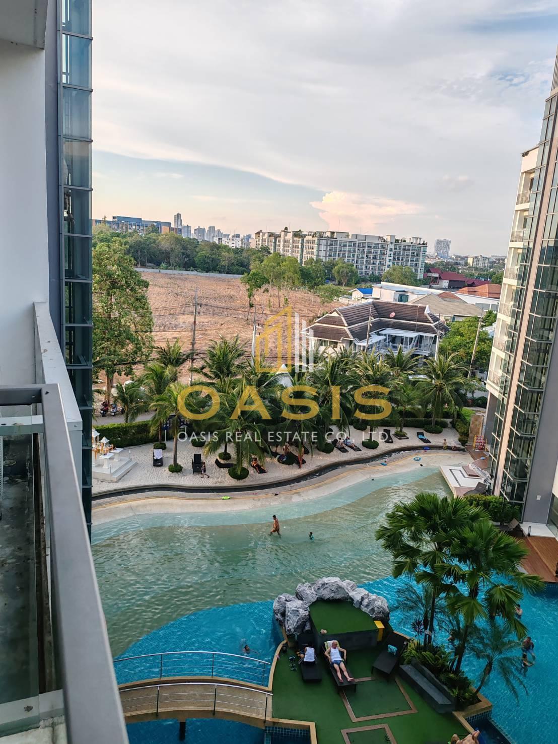 Spacious 1-Bedroom Condo with Pool View at Laguna Beach Resort