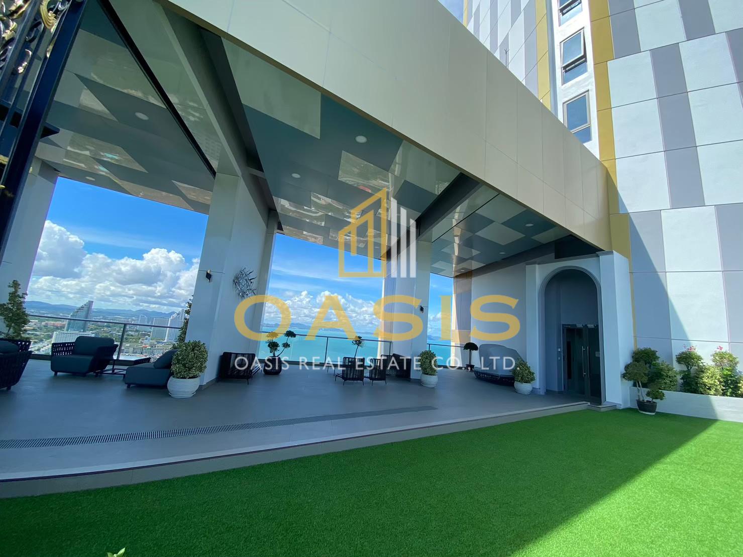 Copacabana Beach Jomtien Luxury Seaview Condo for Sale