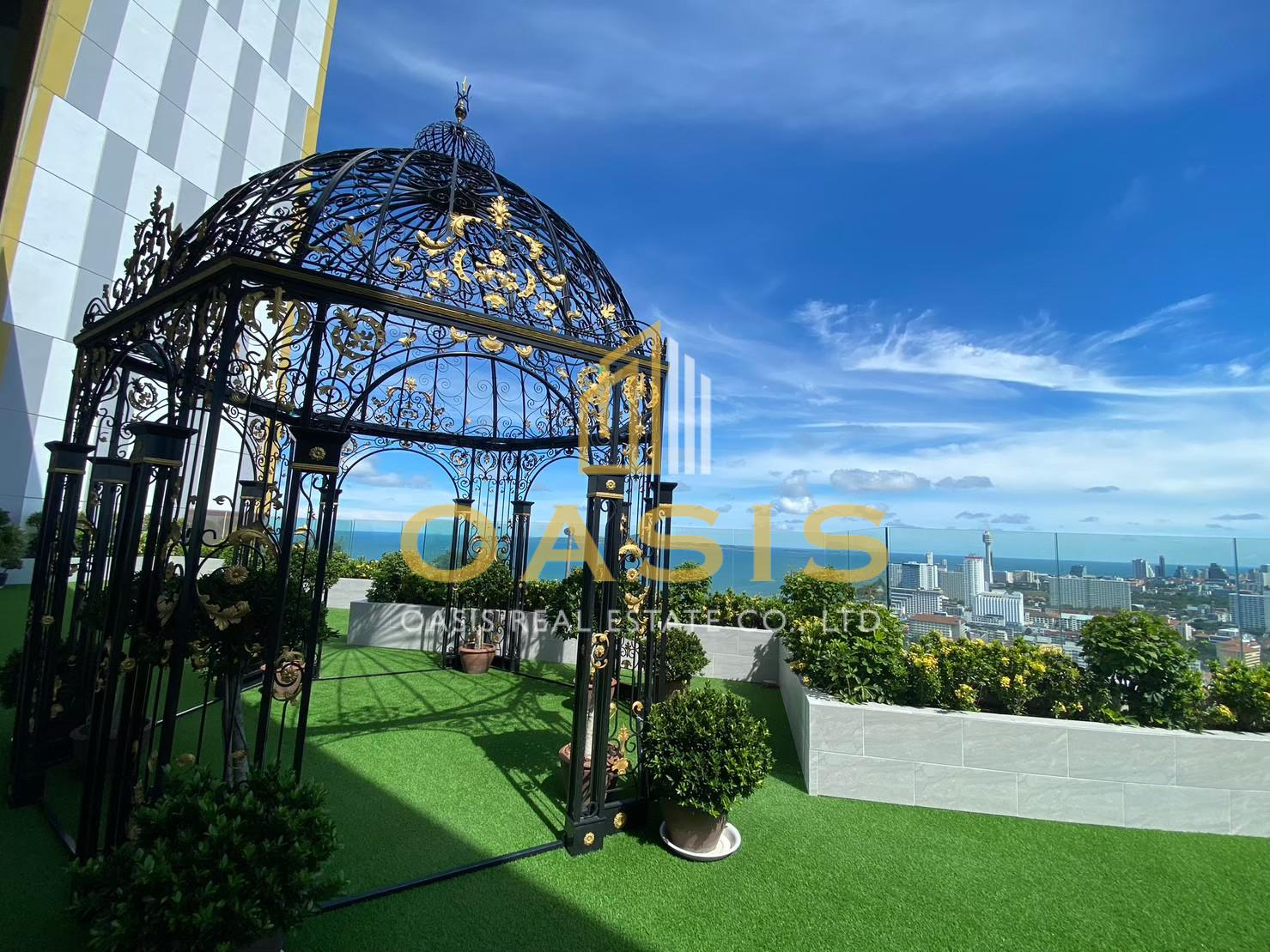 Copacabana Beach Jomtien Luxury Seaview Condo for Sale