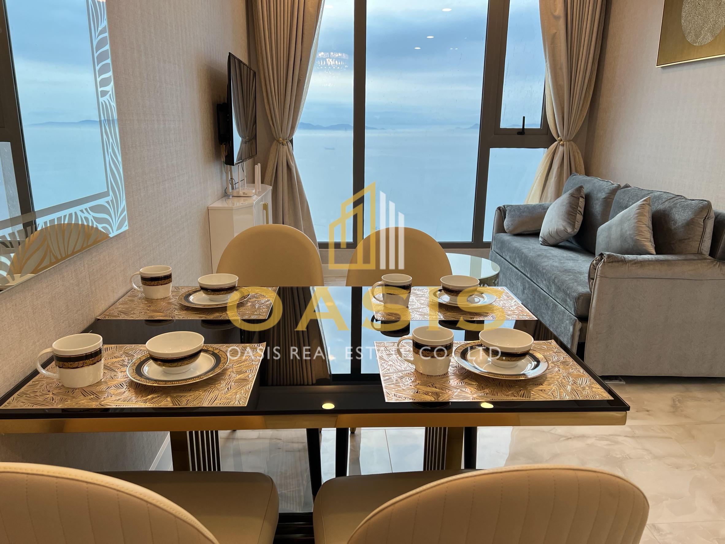 Copacabana Beach Jomtien Luxury Seaview Condo for Sale