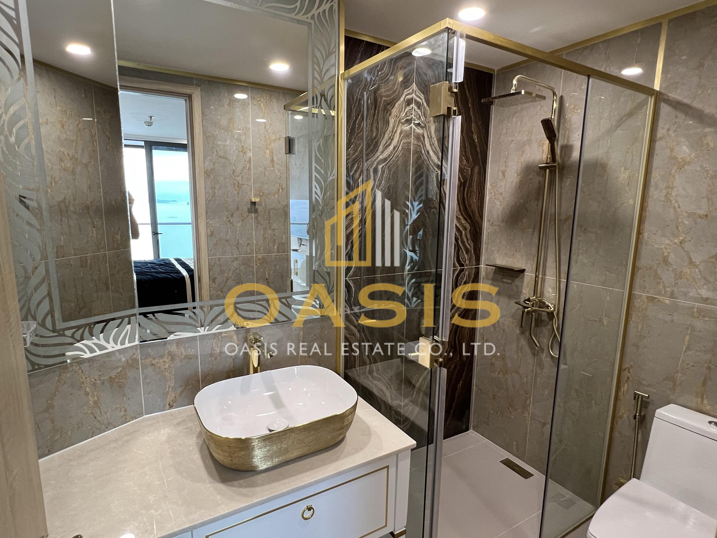 Copacabana Beach Jomtien Luxury Seaview Condo for Sale