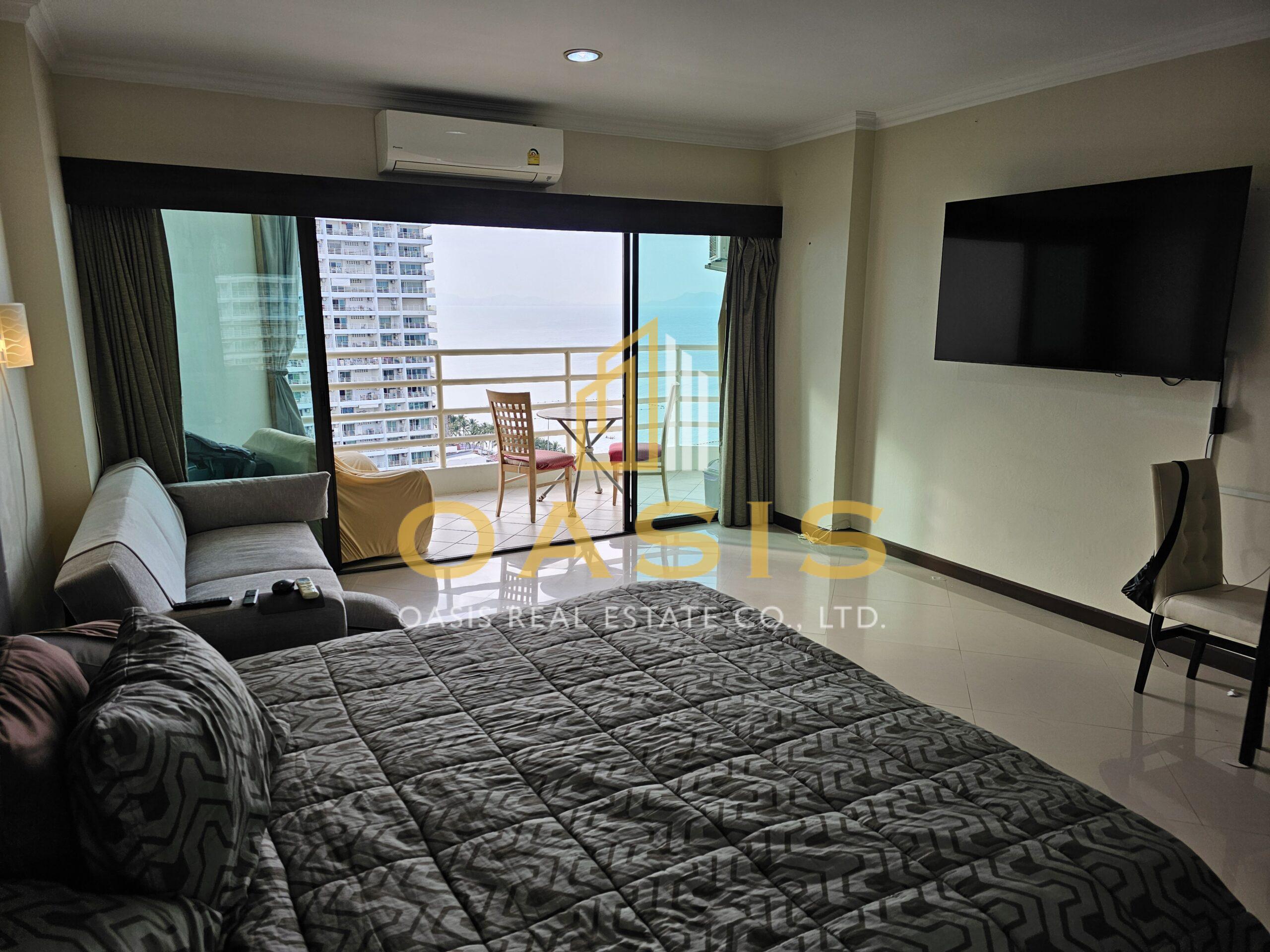 Spacious Sea-View Condo at View Talay 5C For Sale