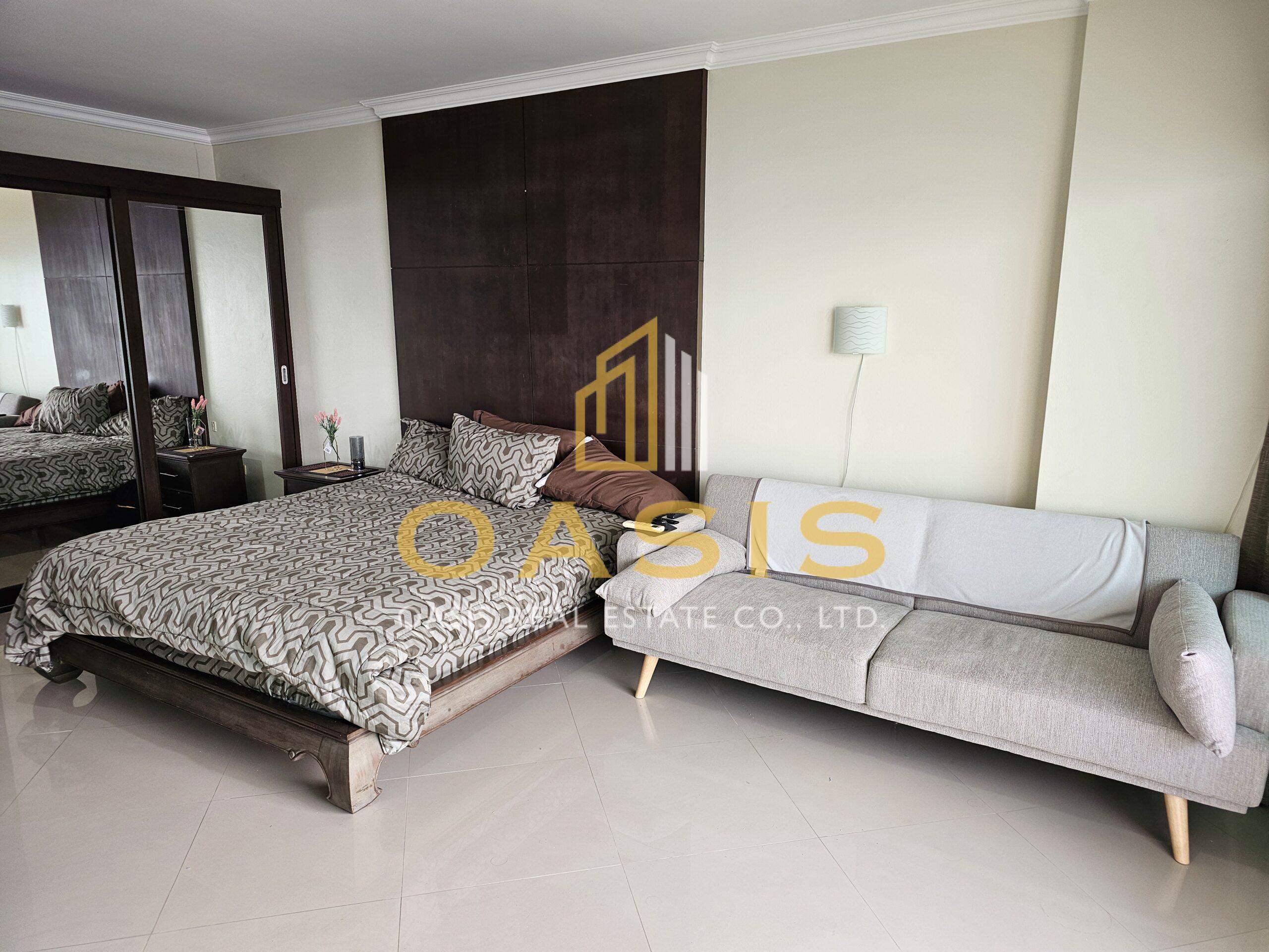 Spacious Sea-View Condo at View Talay 5C For Sale