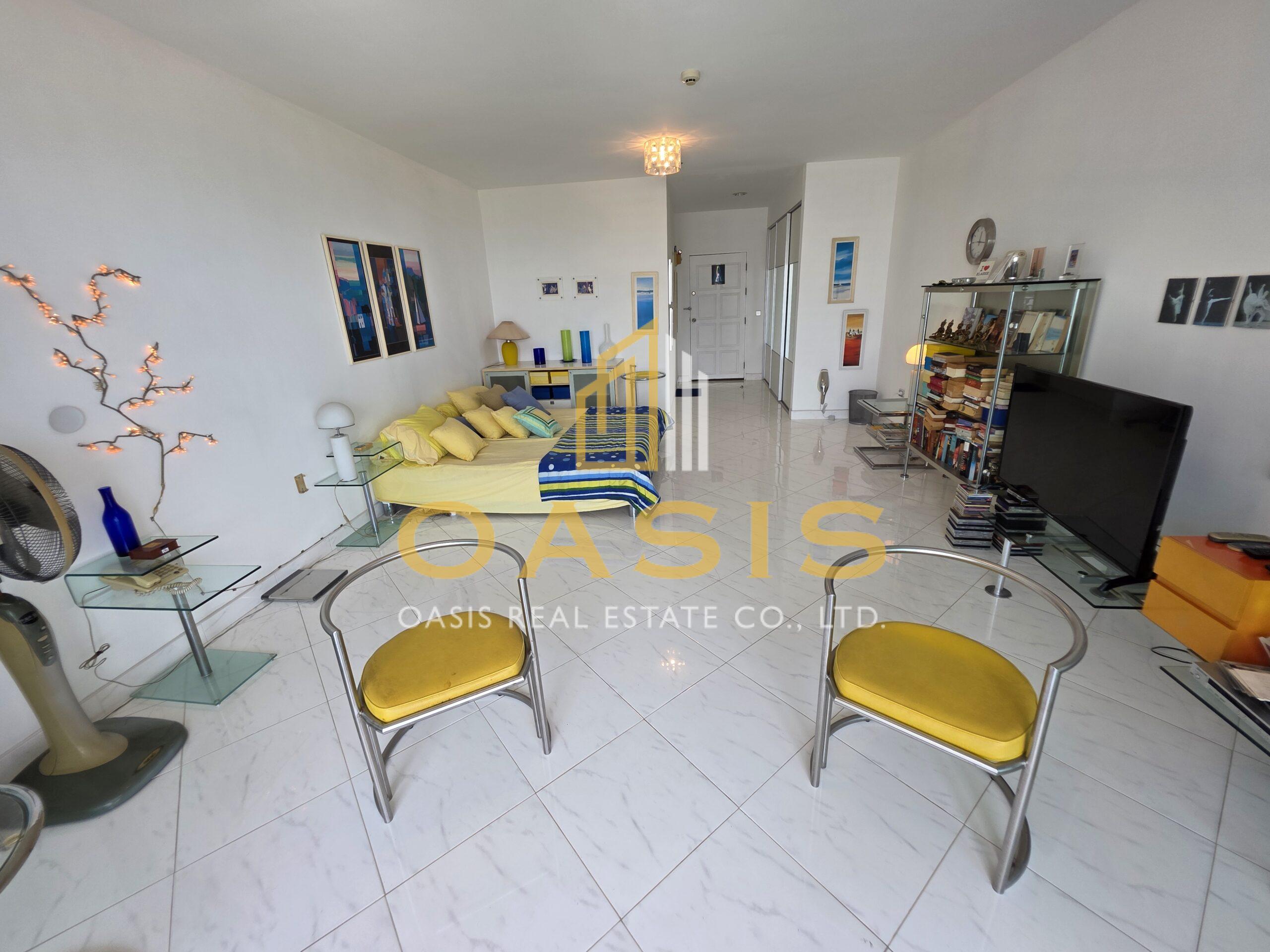 Spacious studio condominium for sale in View Talay 5C