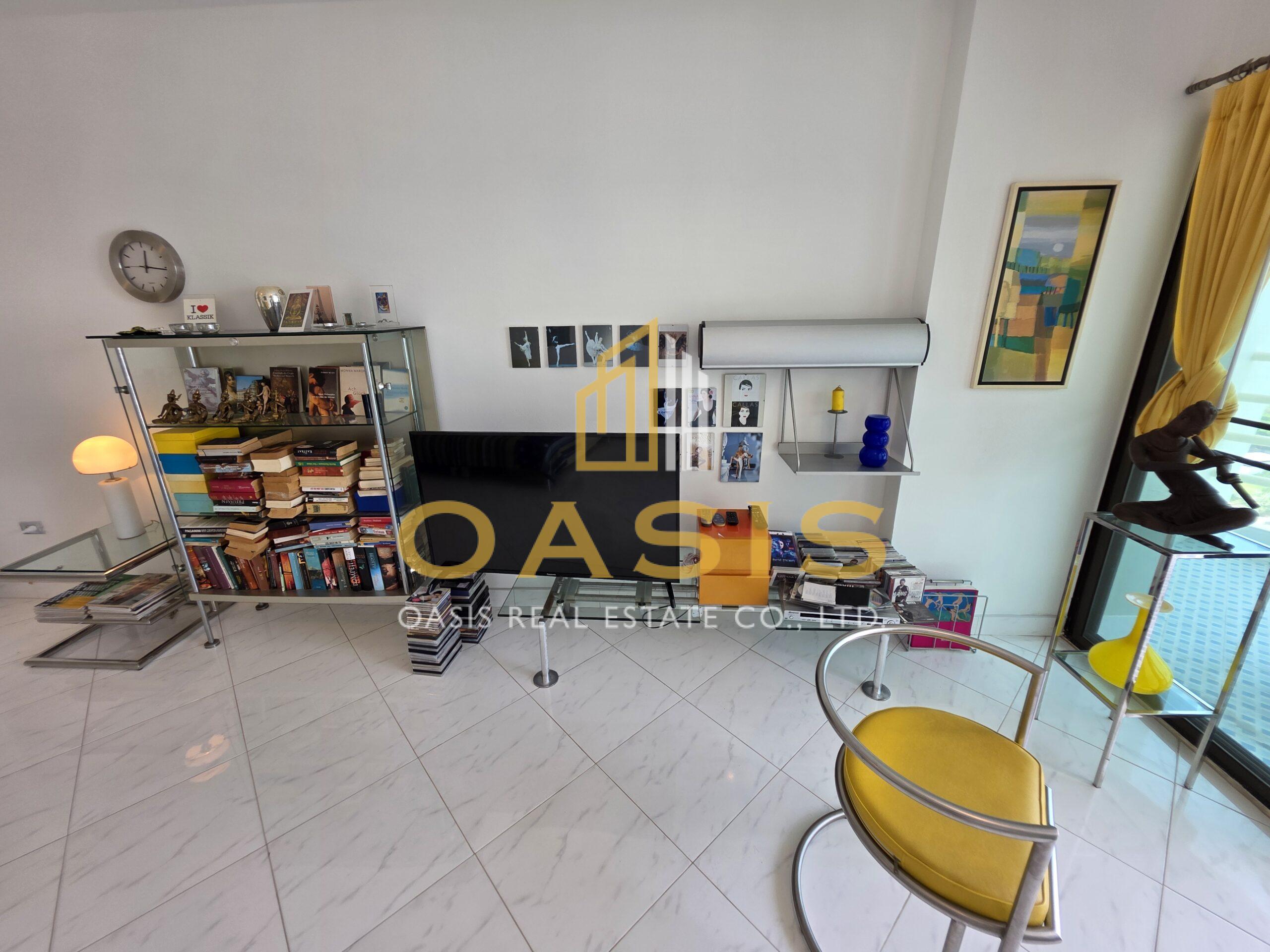 Spacious studio condominium for sale in View Talay 5C