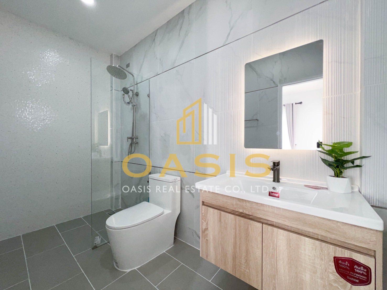 Luxury Pool Villa For Sale