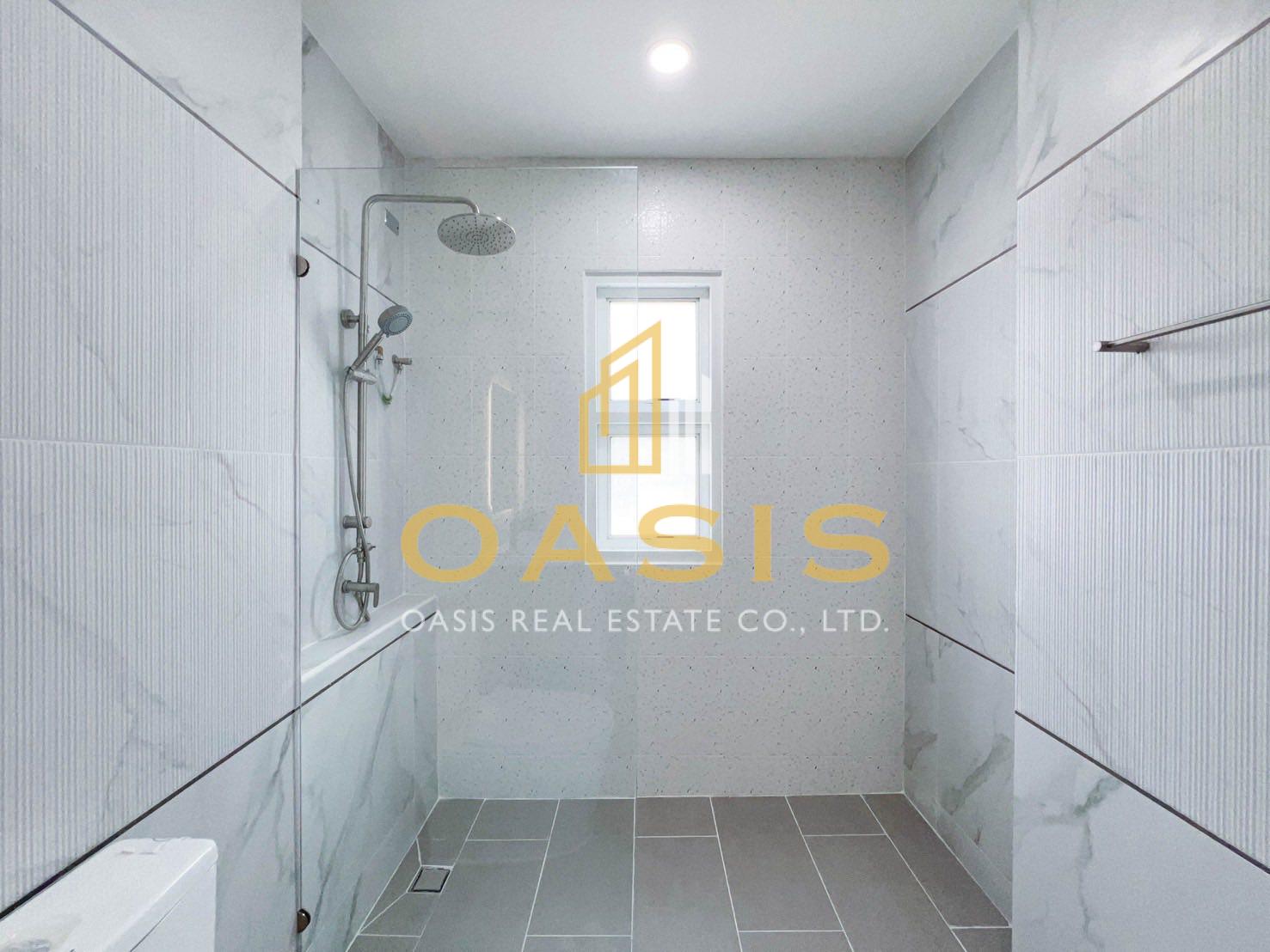 Luxury Pool Villa For Sale