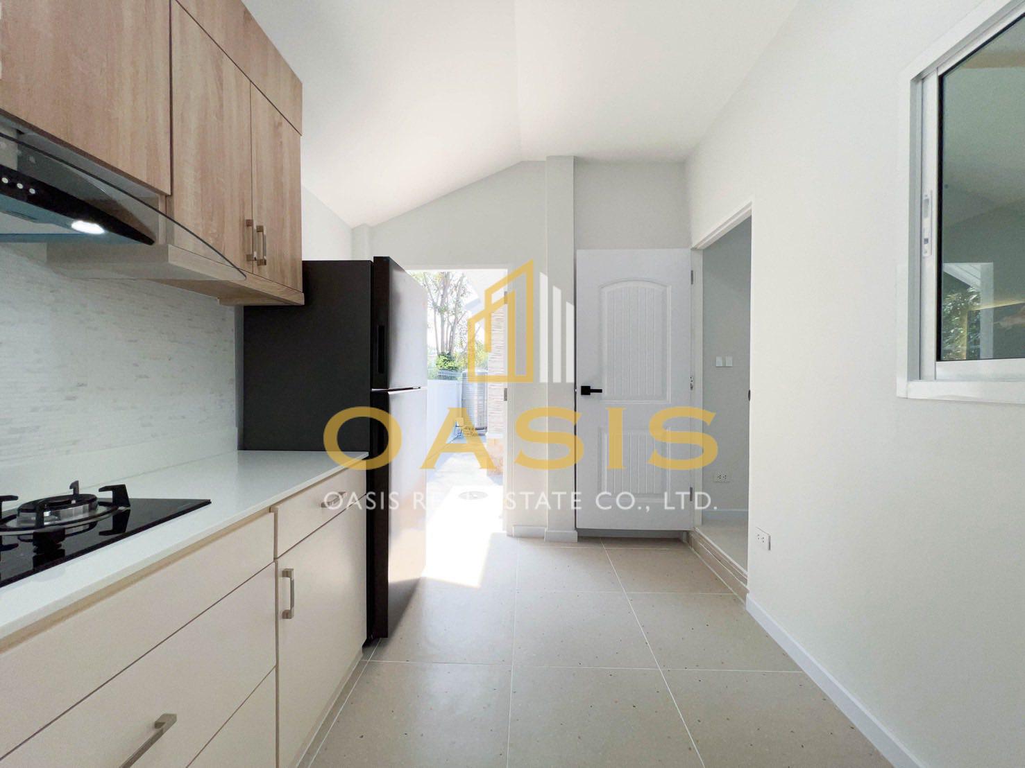 Luxury Pool Villa For Sale