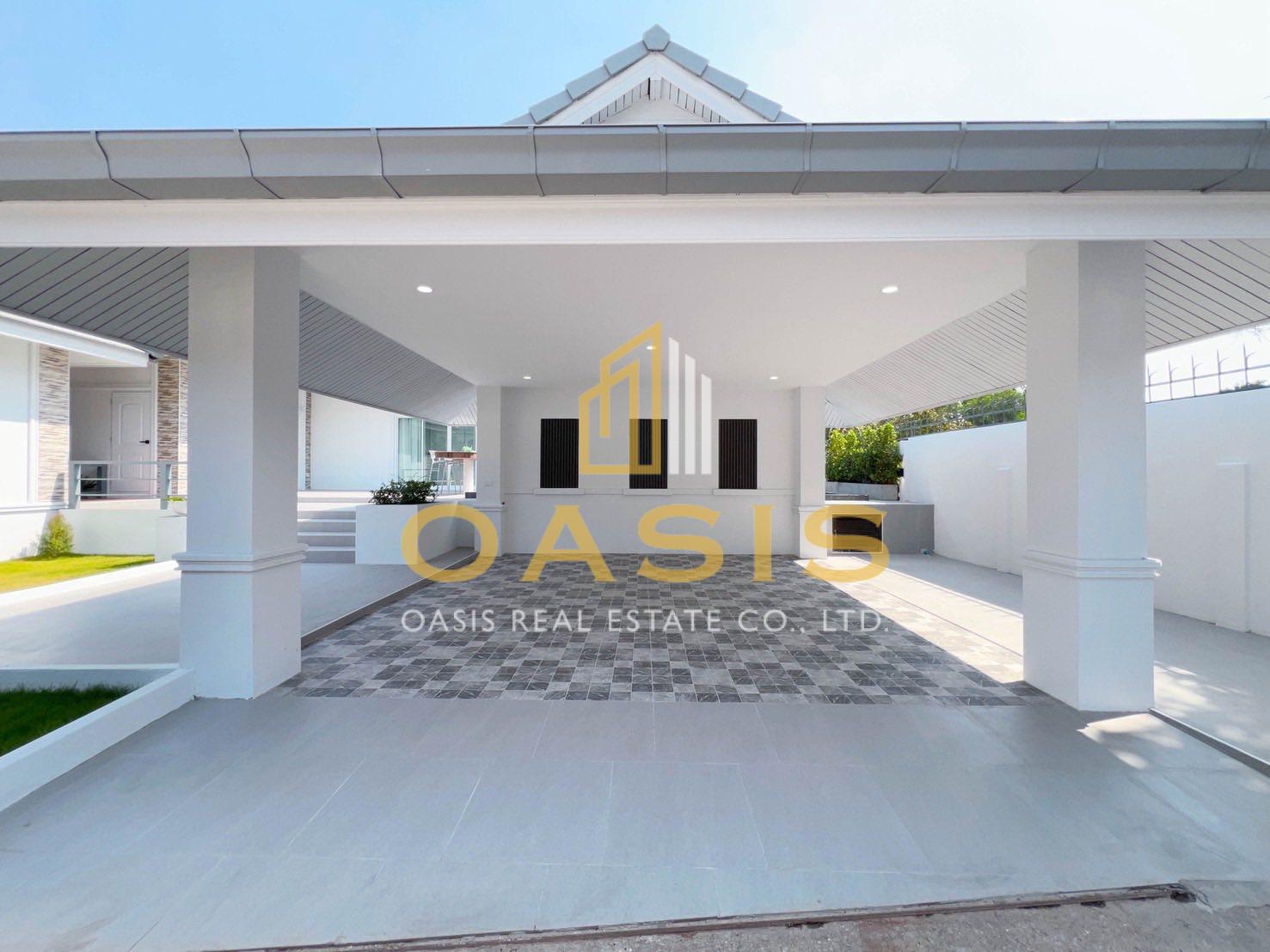 Luxury Pool Villa For Sale