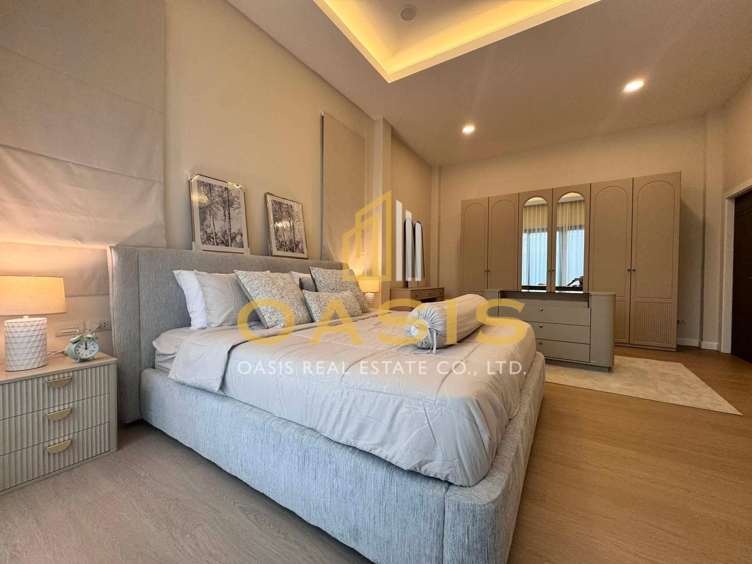 Brand New Luxury Pool Villa For Sale & Rent