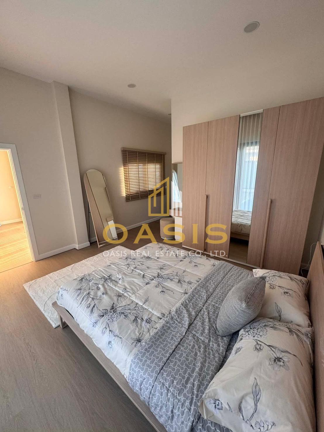 Brand New Luxury Pool Villa For Sale & Rent