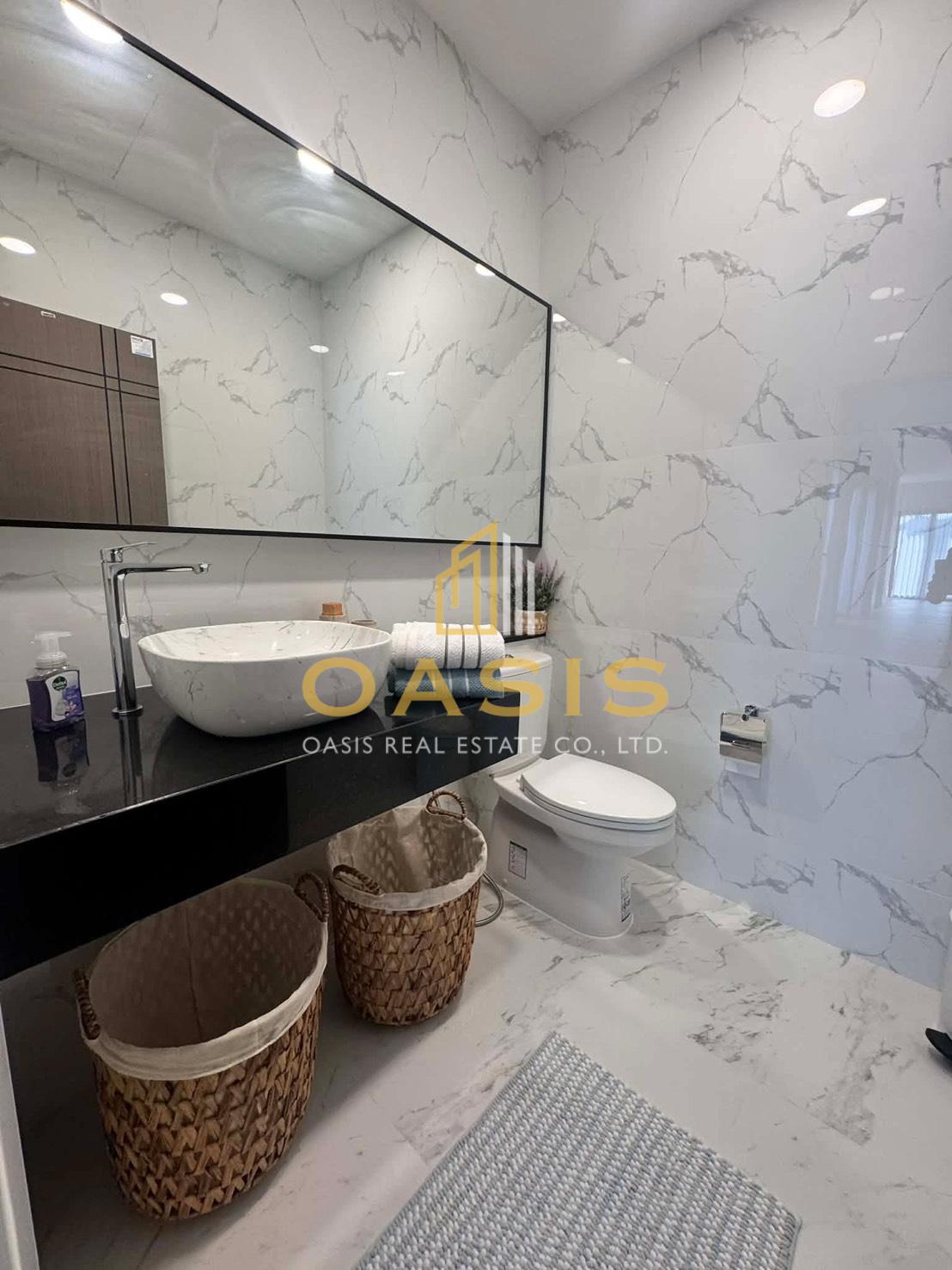 Brand New Luxury Pool Villa For Sale & Rent