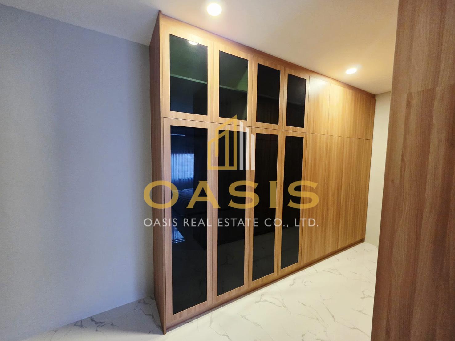 Single-Storey Private Pool Villa for sale