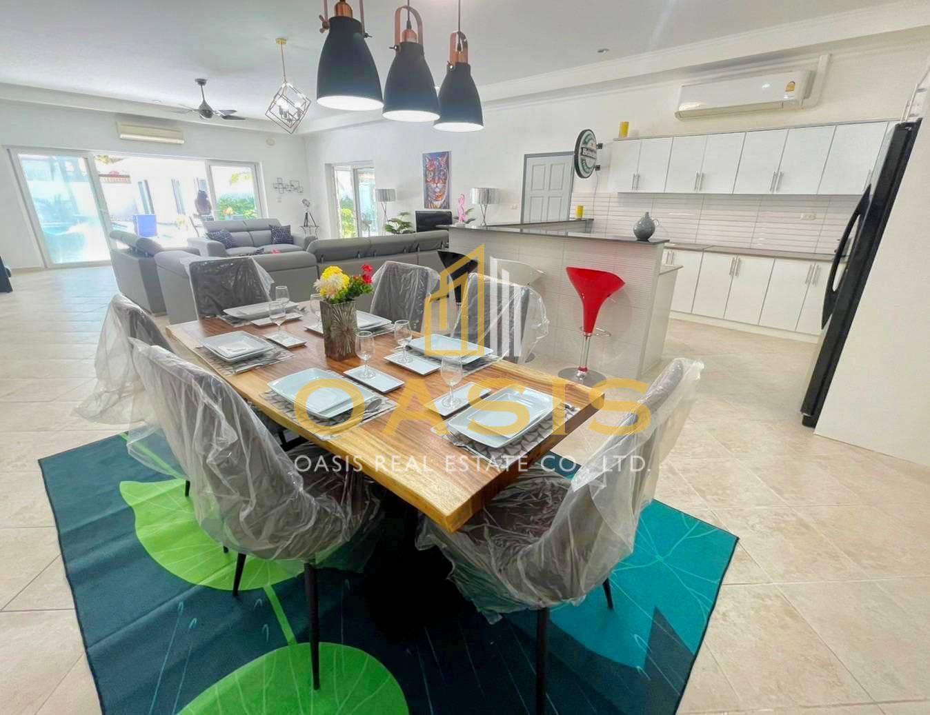 Majestic Beachfront Residence for Sale Pratumnak Hill